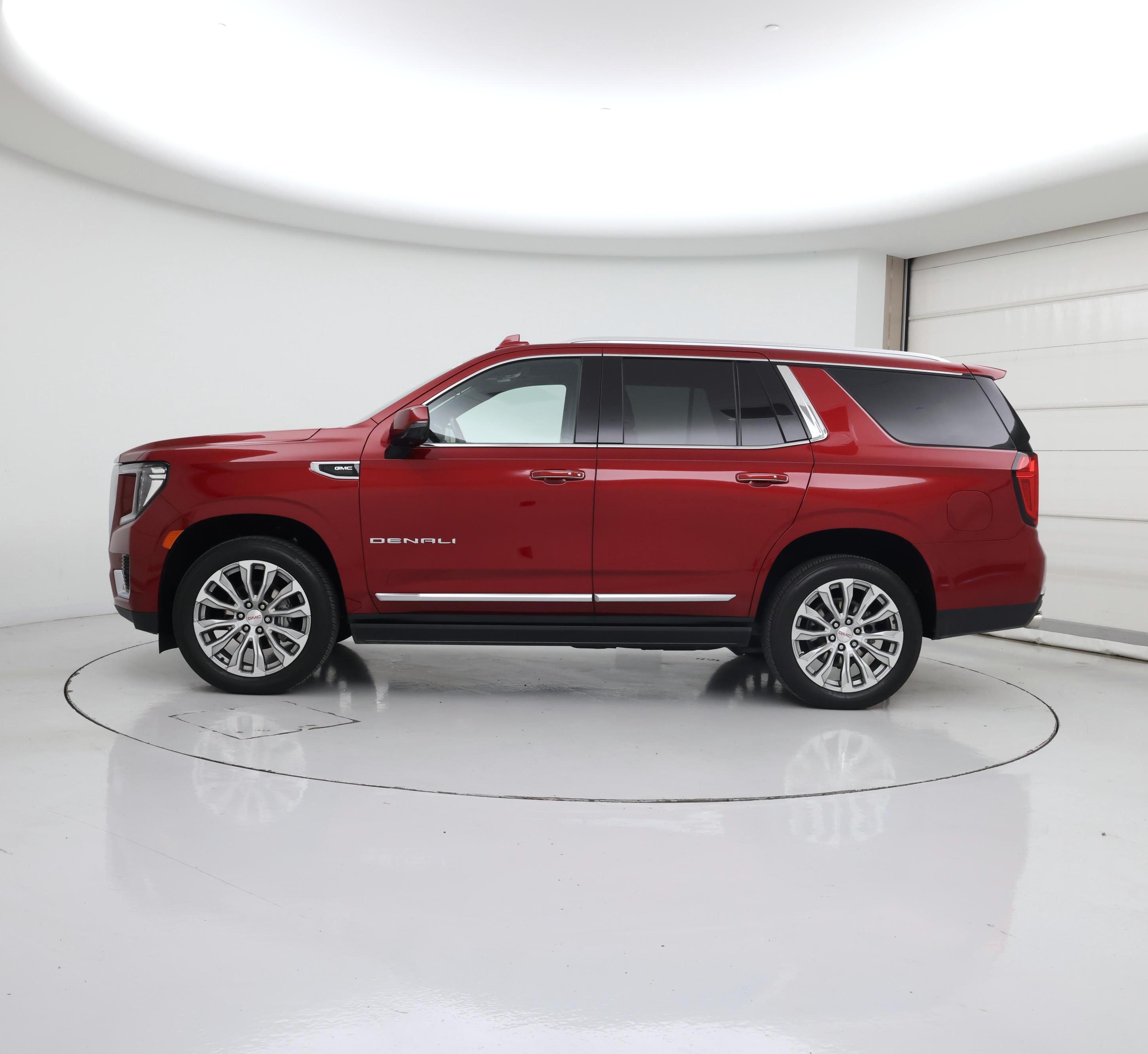 Thumbnail: 2022 GMC Yukon - 3