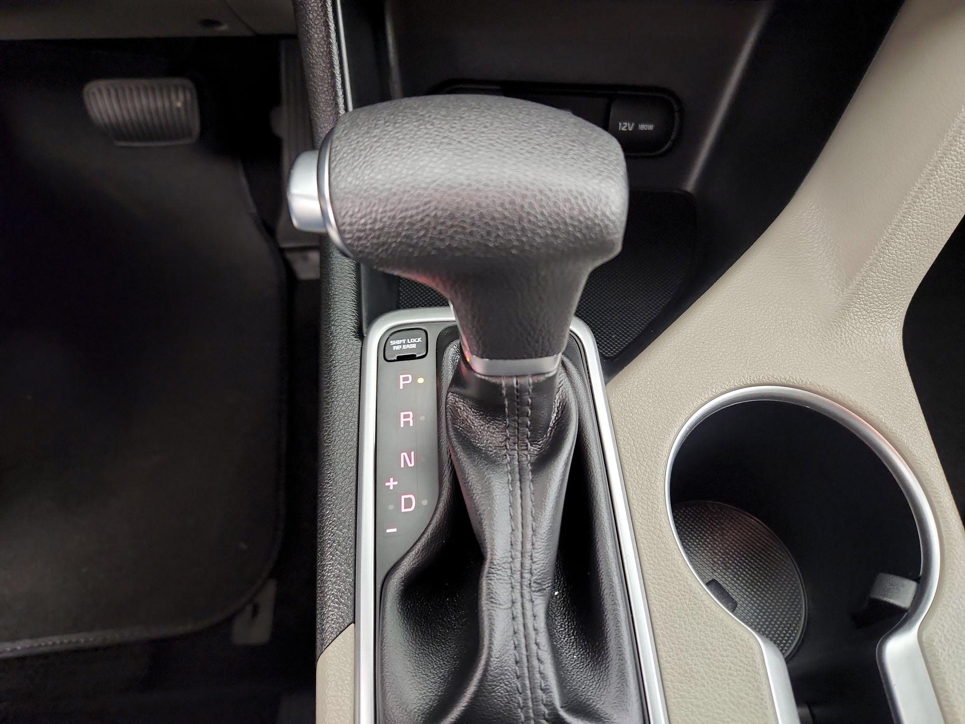 Thumbnail: 2020 Kia Sportage - 17