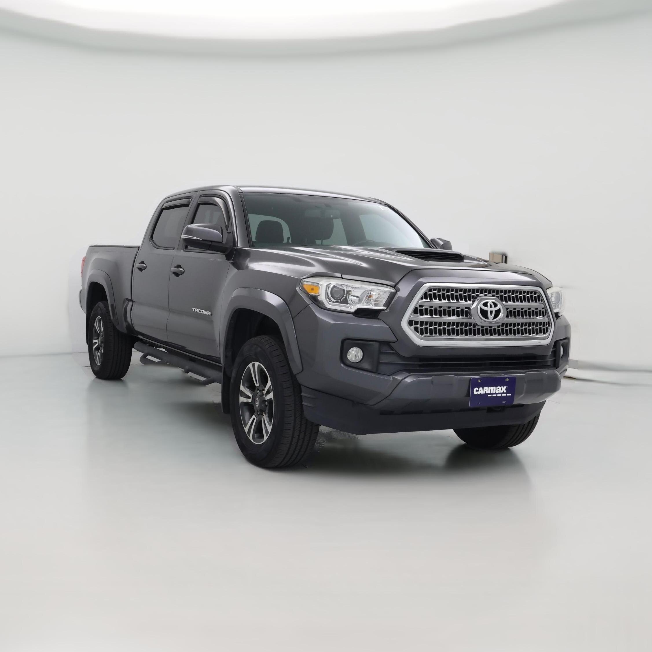 Thumbnail: 2016 Toyota Tacoma - 1