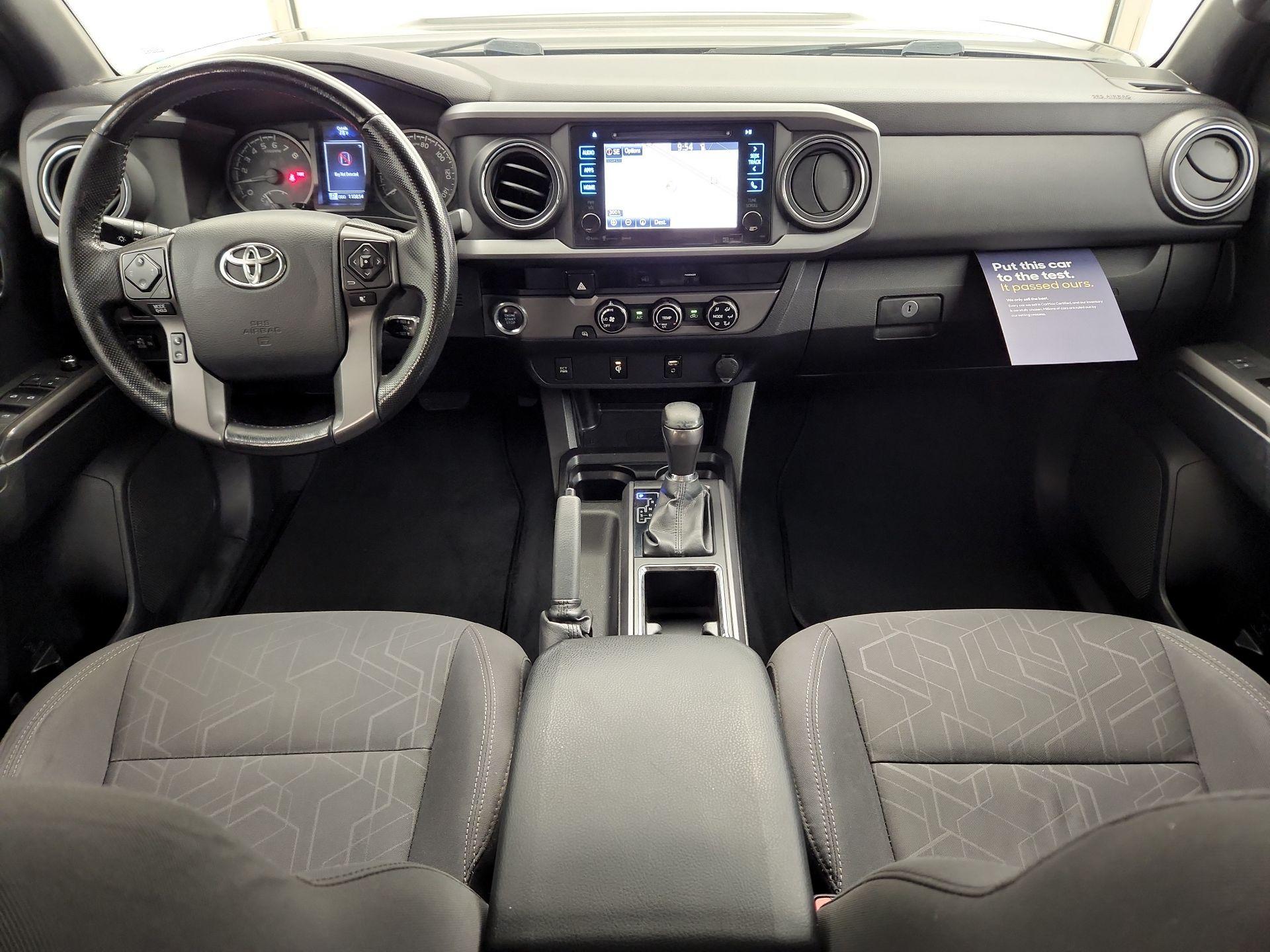 Thumbnail: 2016 Toyota Tacoma - 9