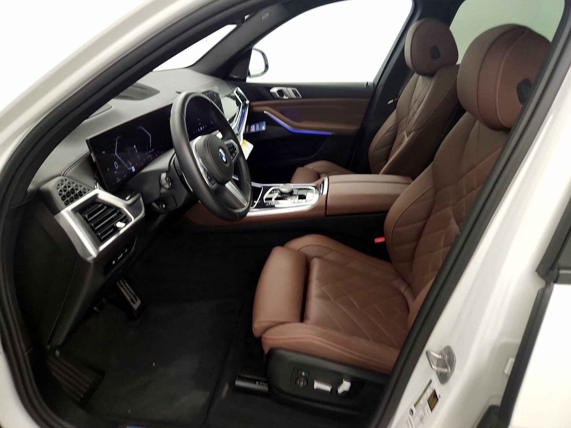 Thumbnail: 2025 BMW X5 - 11