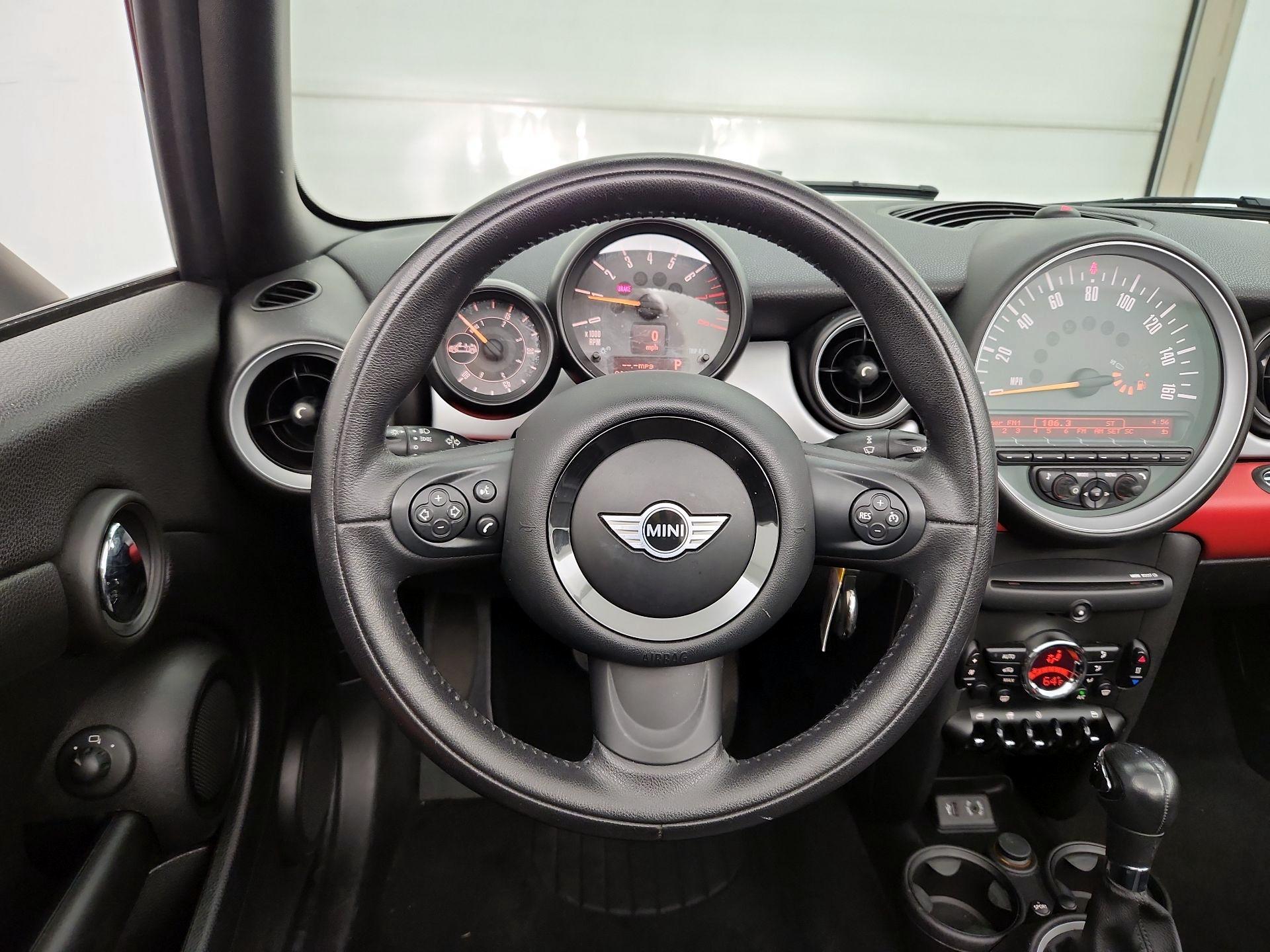 Thumbnail: 2015 MINI Cooper - 10