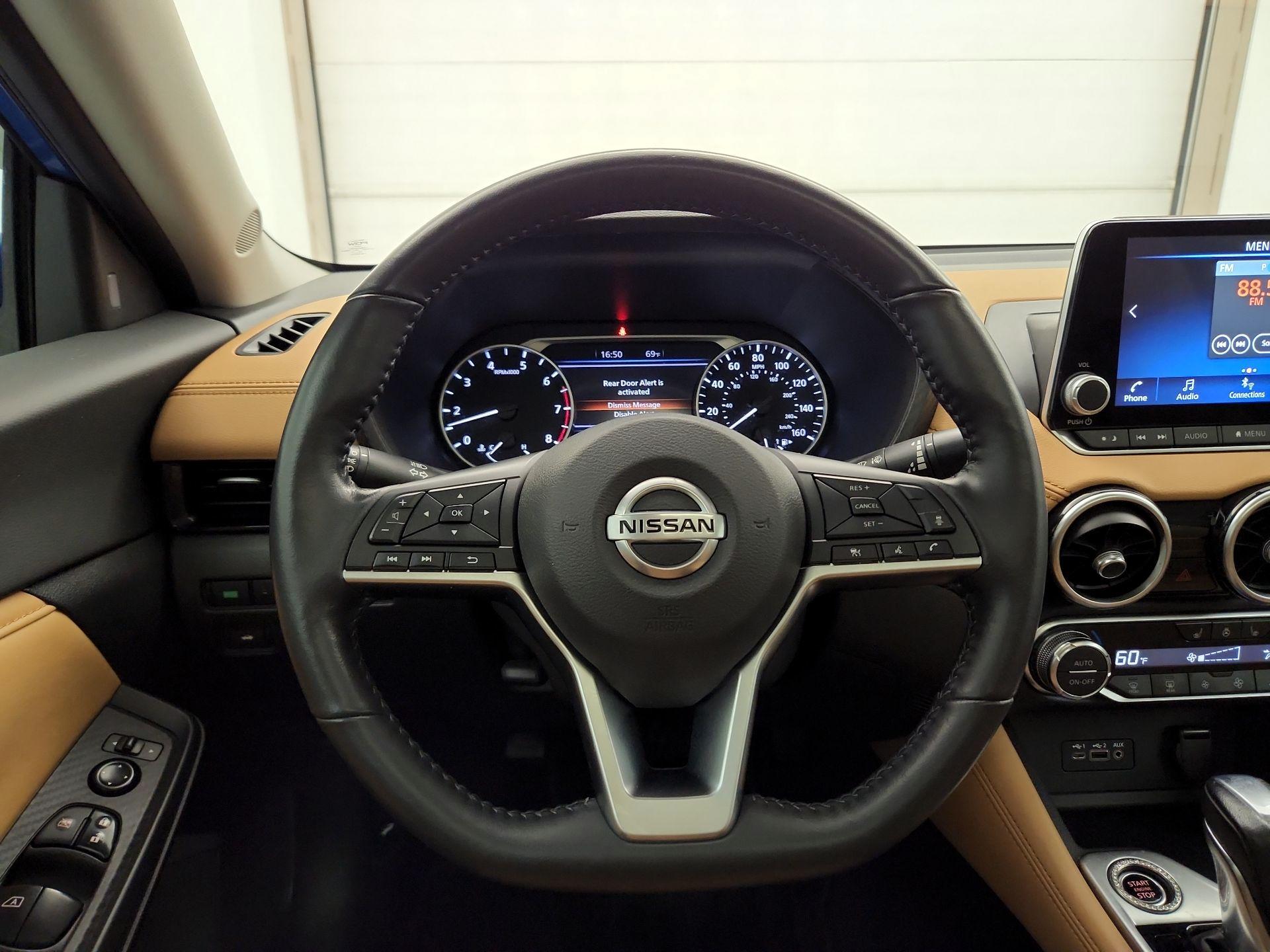 Thumbnail: 2022 Nissan Sentra - 10