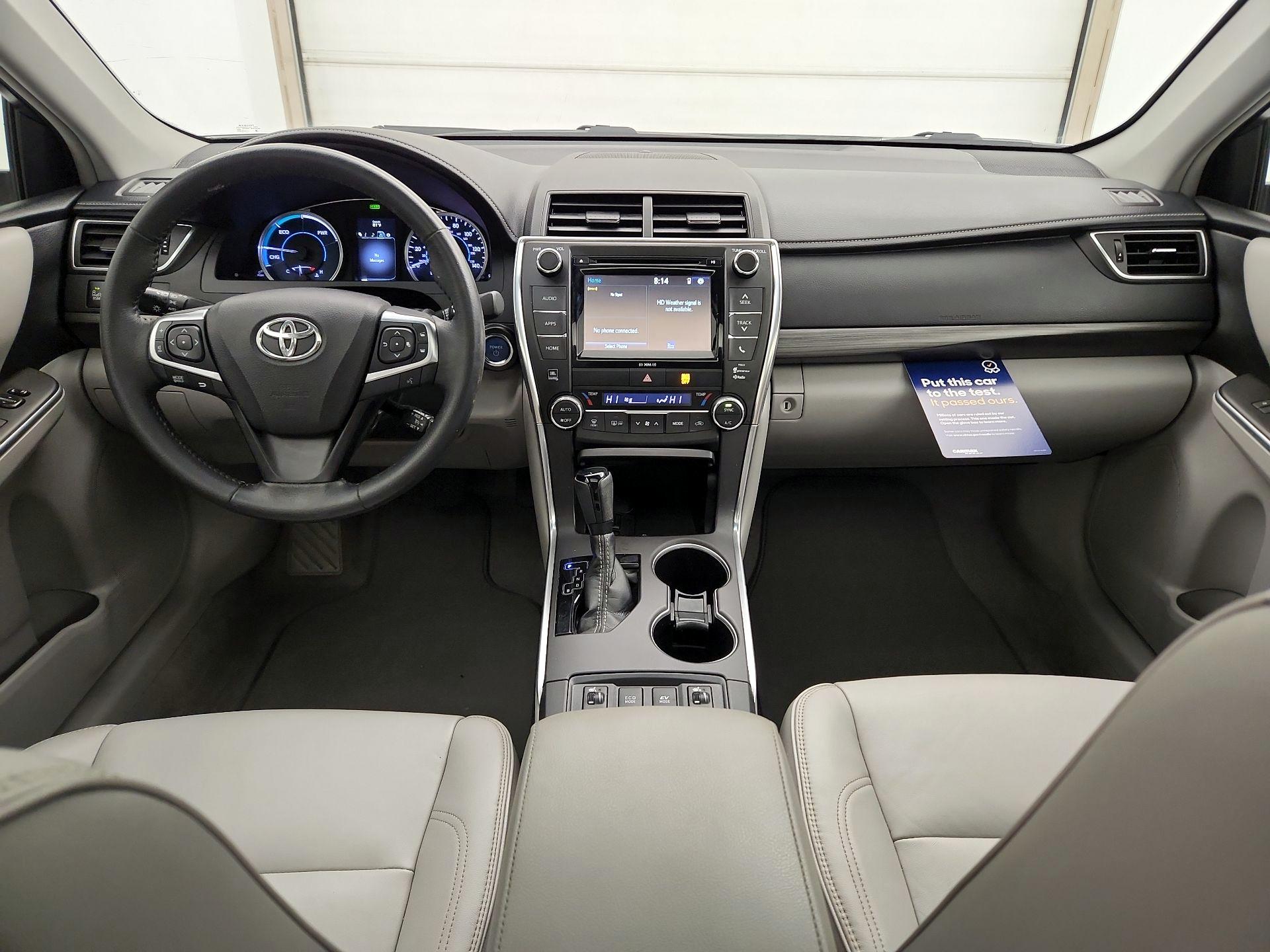 Thumbnail: 2017 Toyota Camry - 9