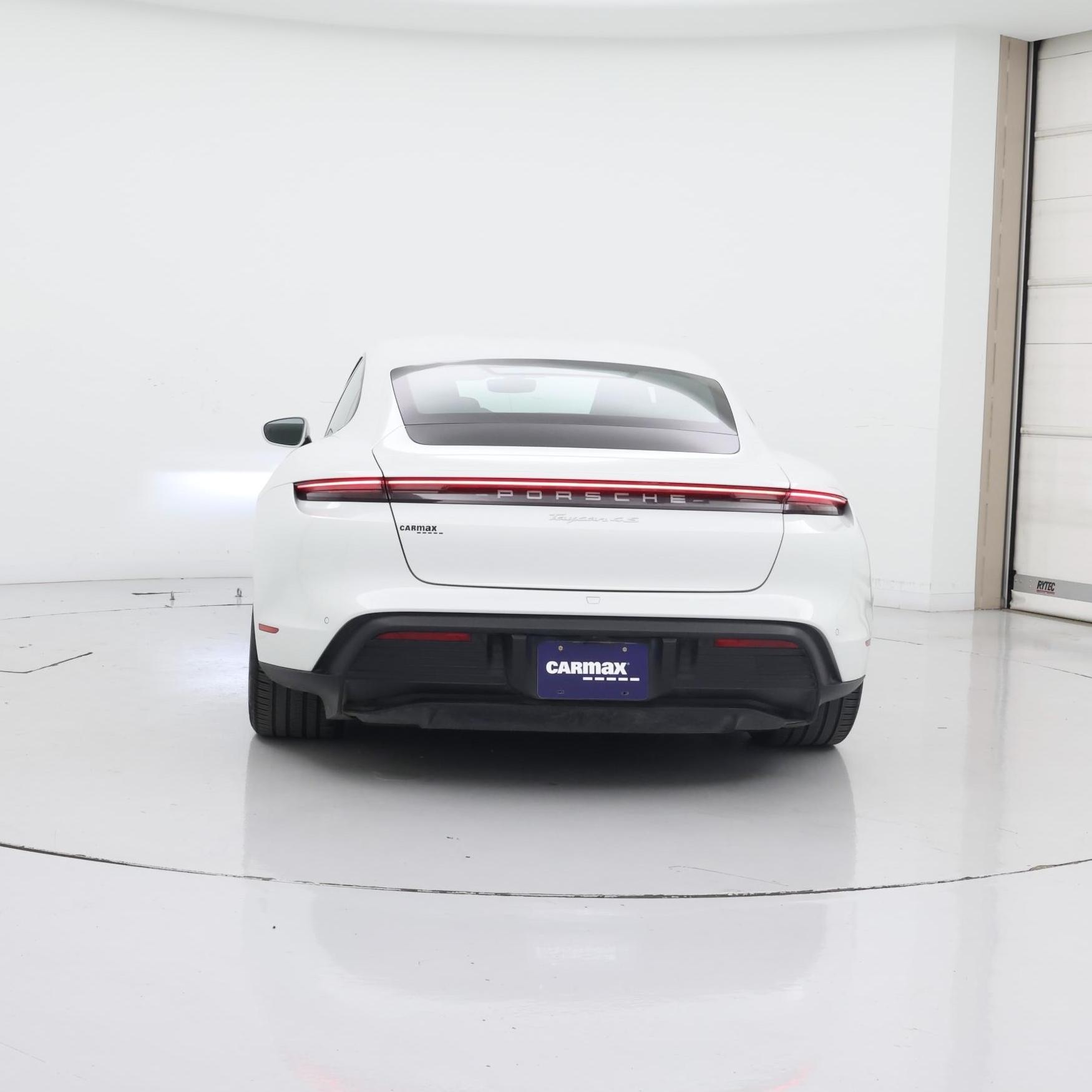 Thumbnail: 2021 Porsche Taycan - 6