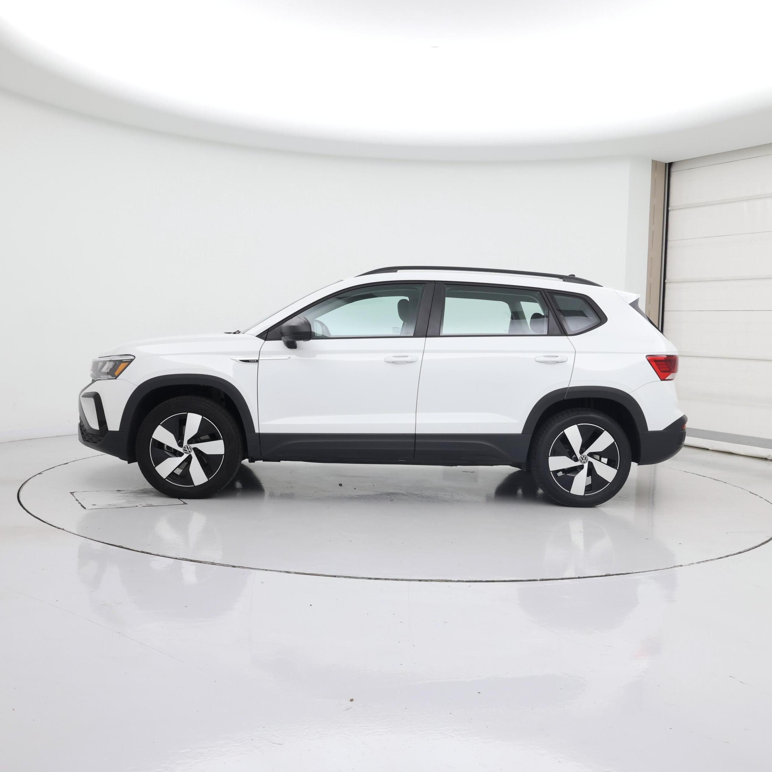 Thumbnail: 2024 Volkswagen Taos - 3