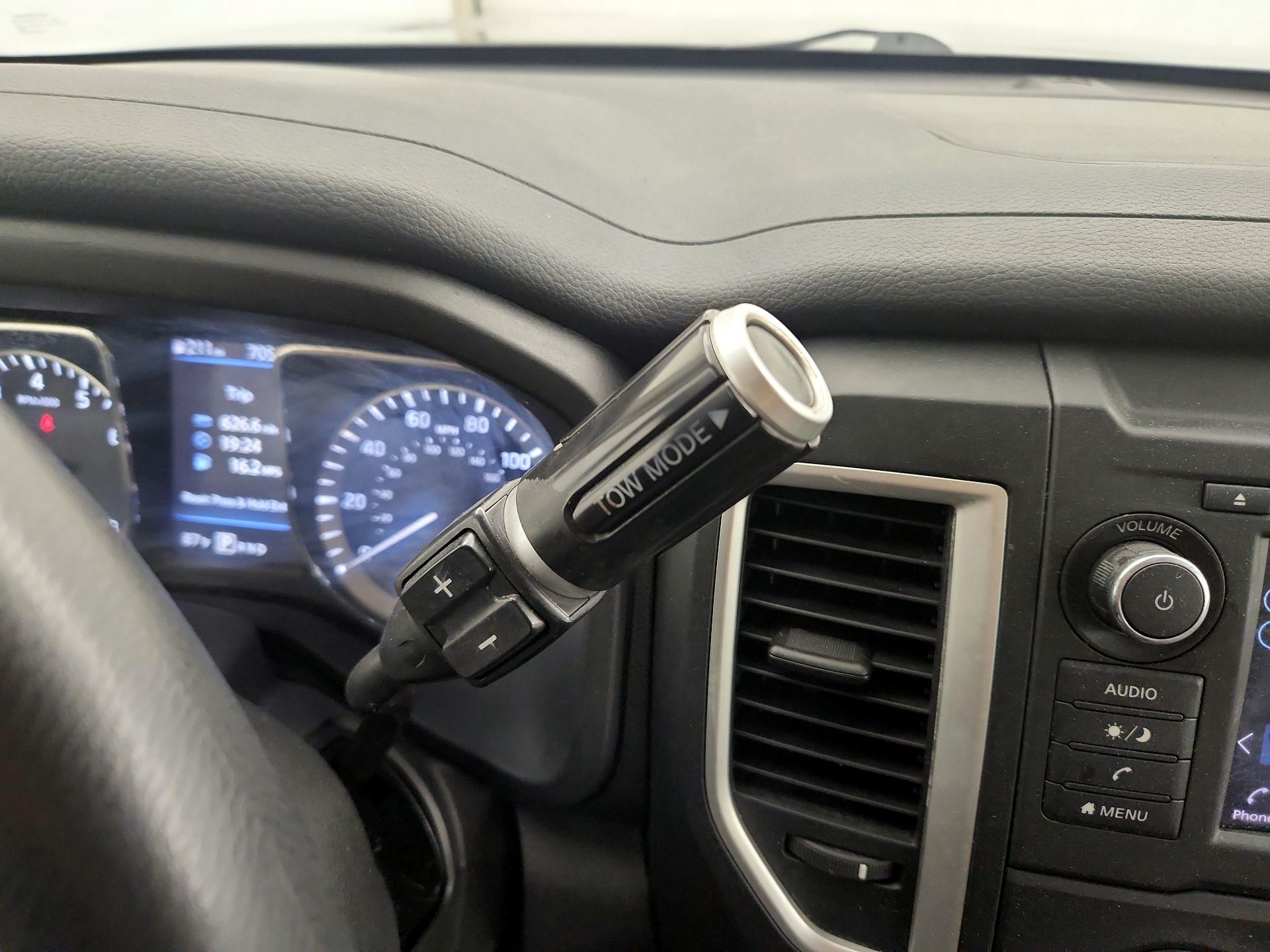 Thumbnail: 2019 Nissan Titan - 17