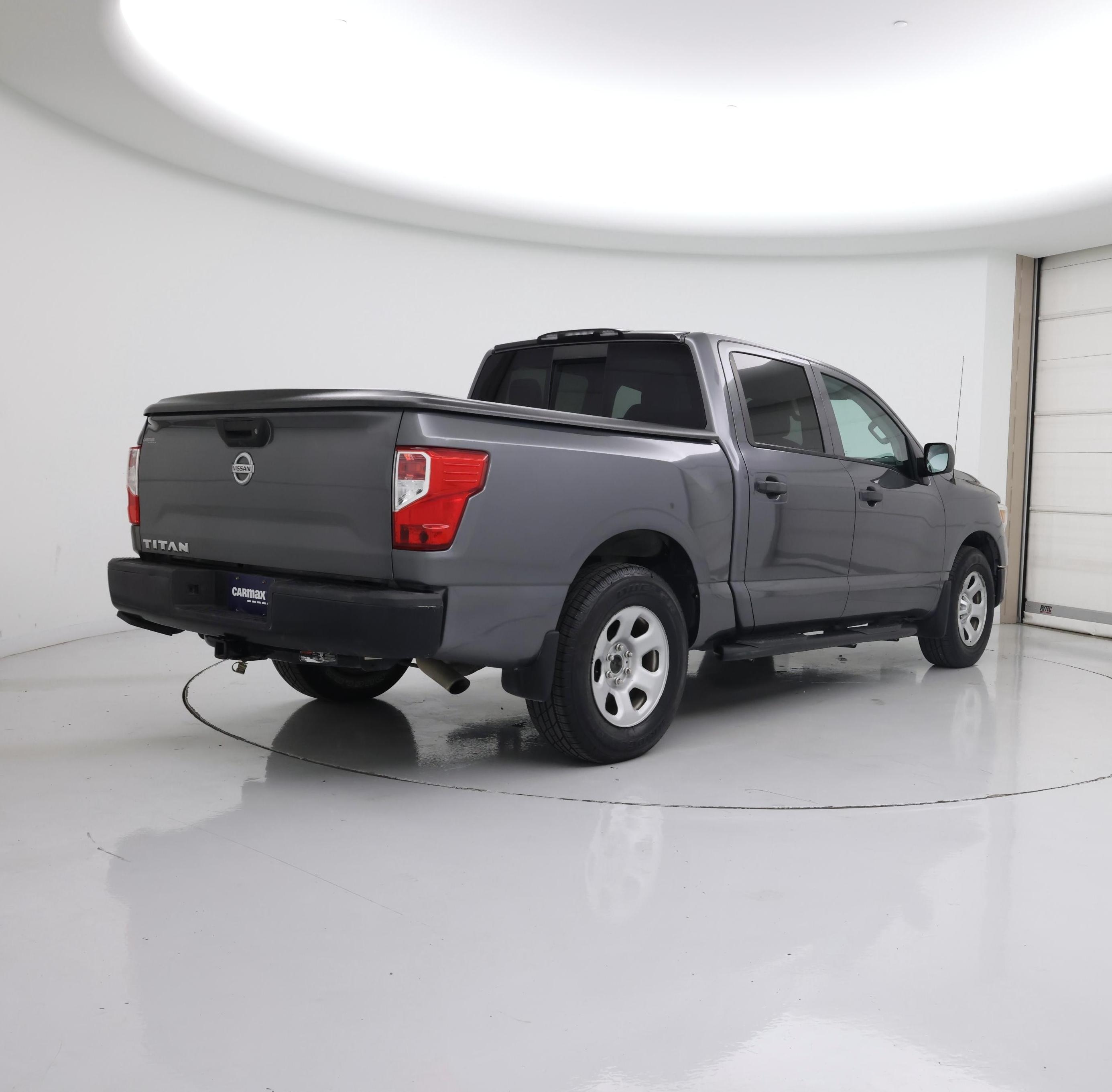 Thumbnail: 2019 Nissan Titan - 8