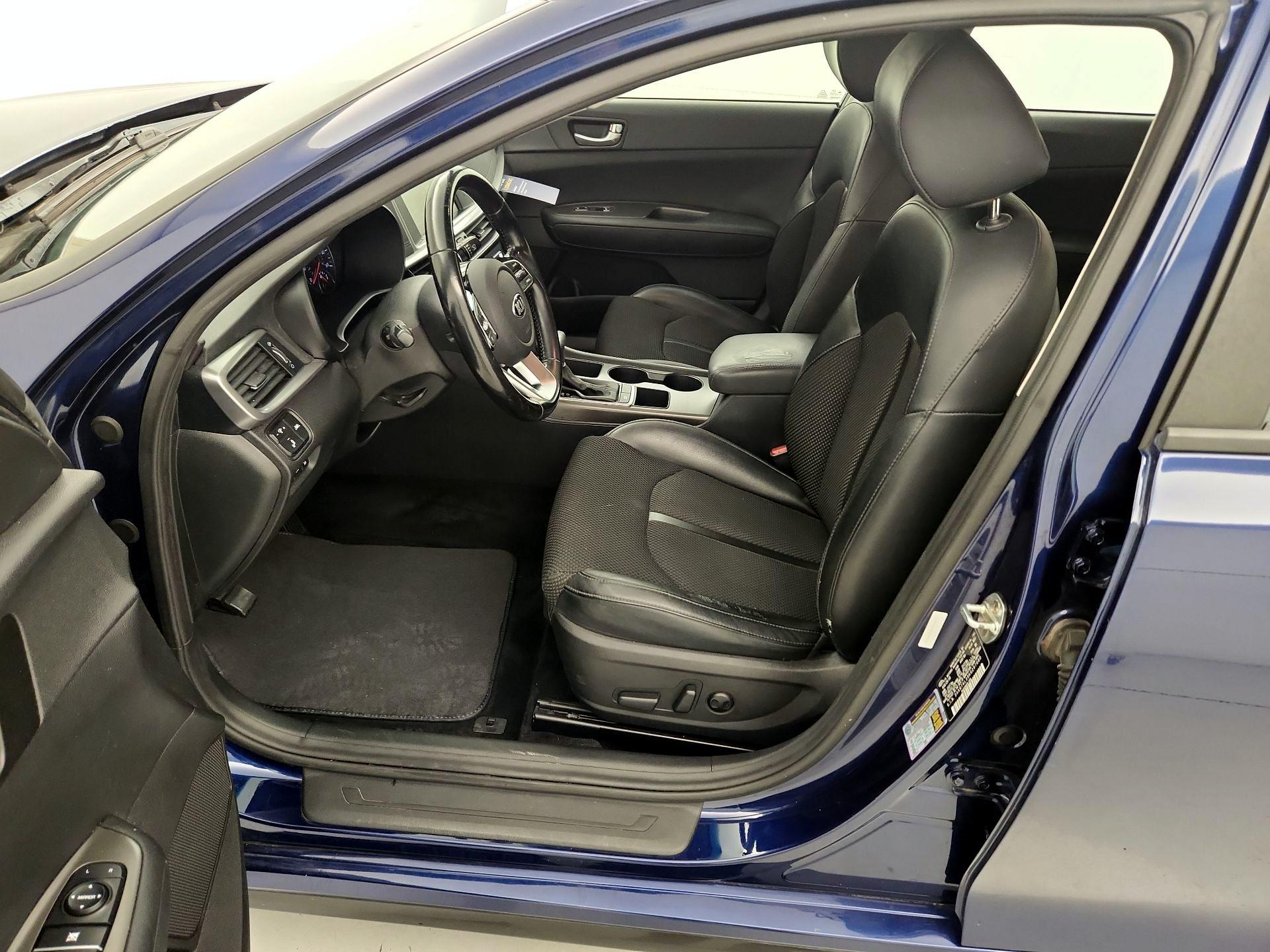 Thumbnail: 2019 Kia Optima - 11
