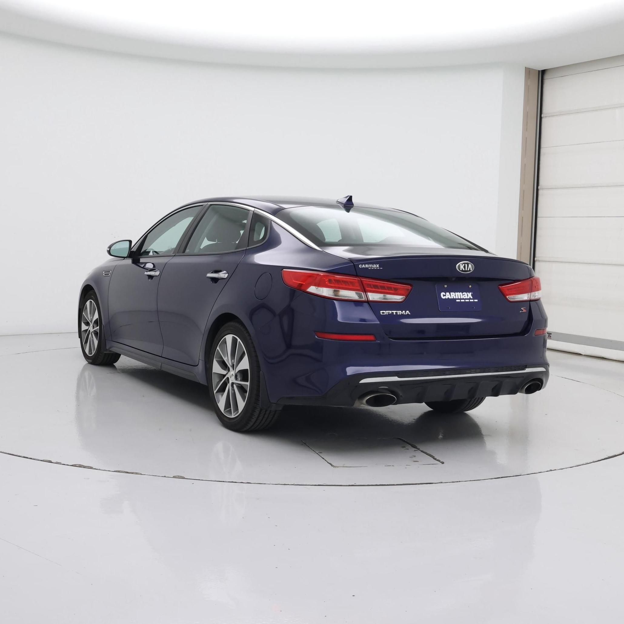 Thumbnail: 2019 Kia Optima - 2