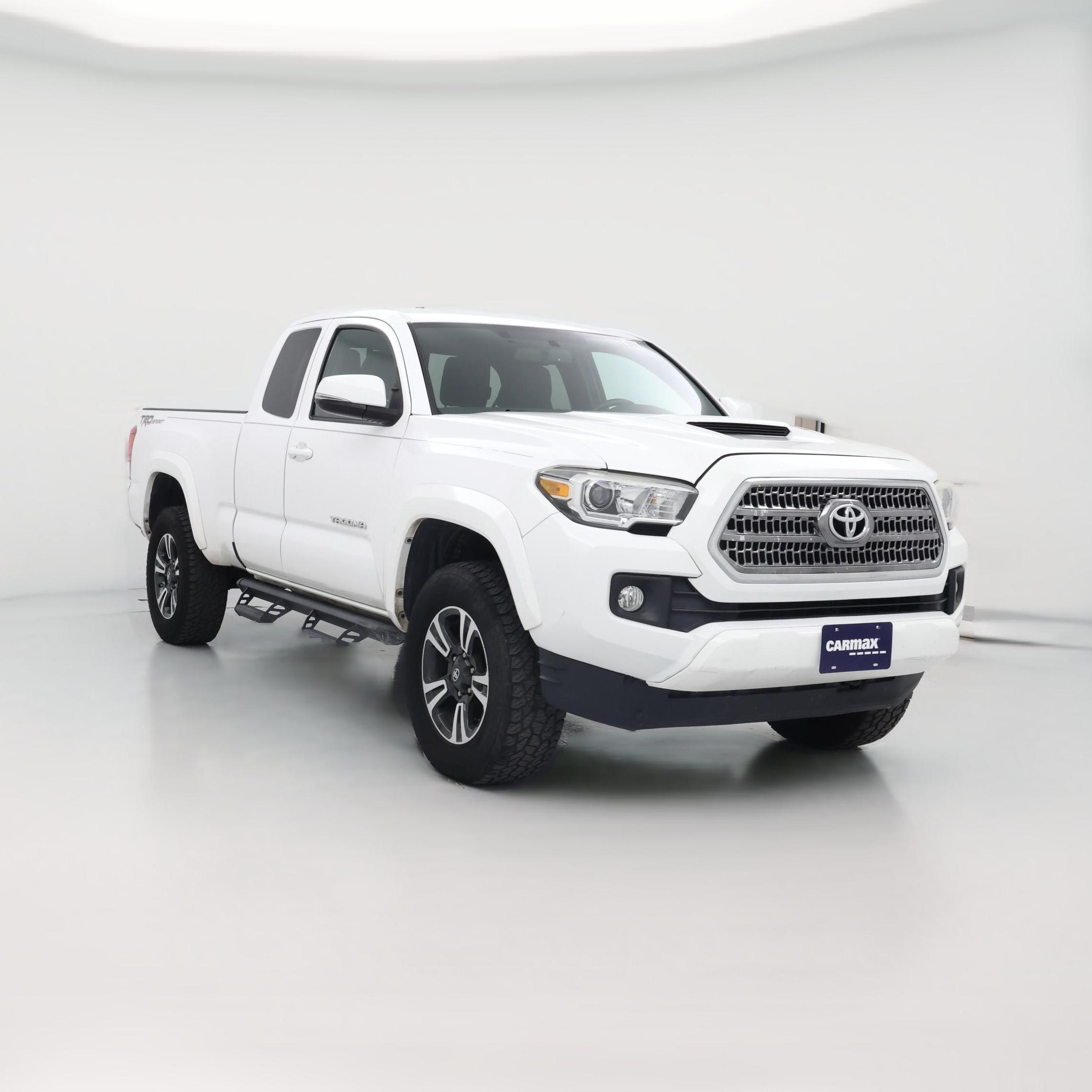 Thumbnail: 2016 Toyota Tacoma - 1