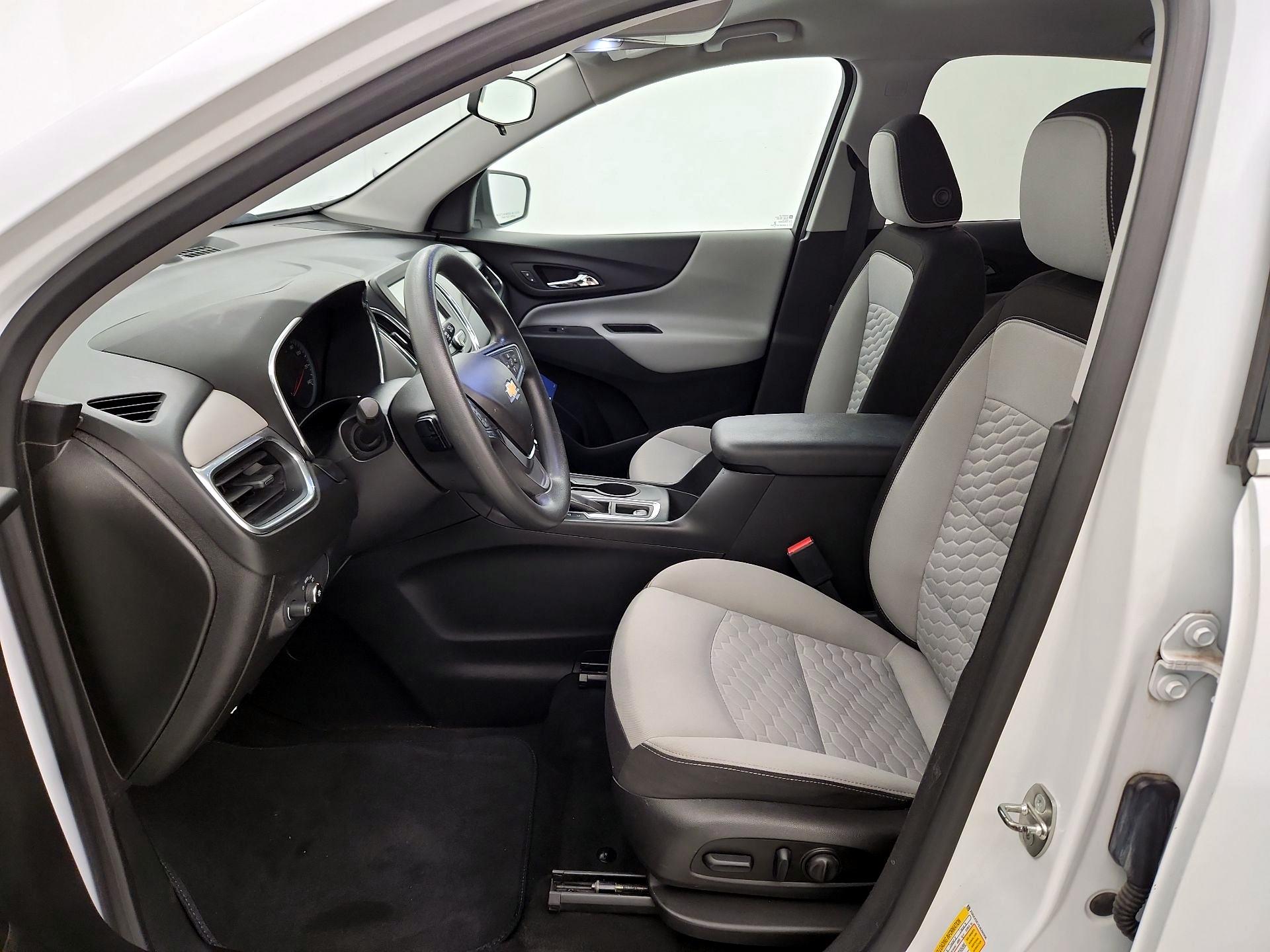 Thumbnail: 2018 Chevrolet Equinox - 11