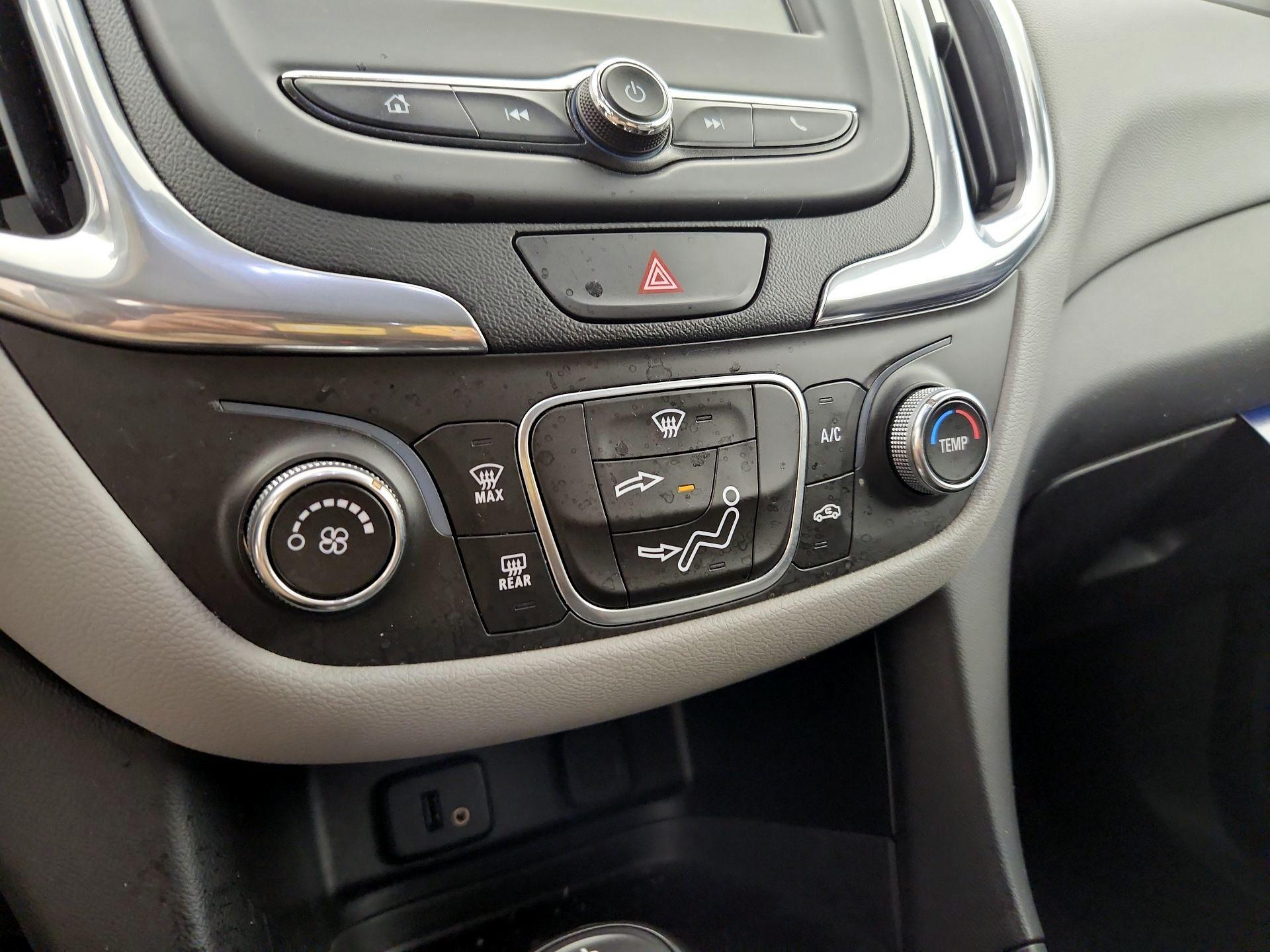 Thumbnail: 2018 Chevrolet Equinox - 16