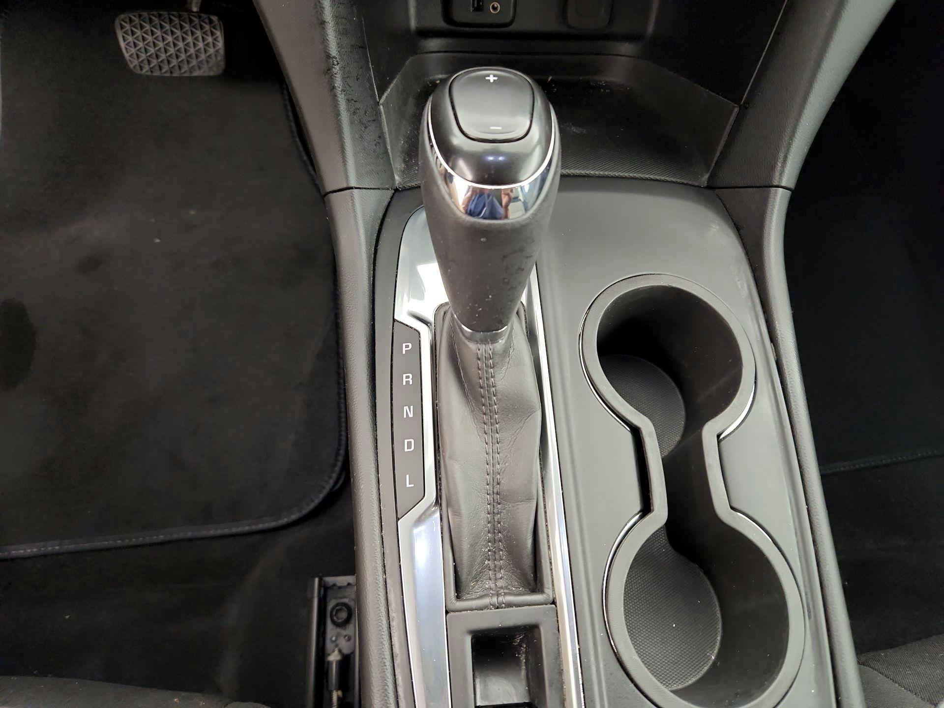 Thumbnail: 2018 Chevrolet Equinox - 17
