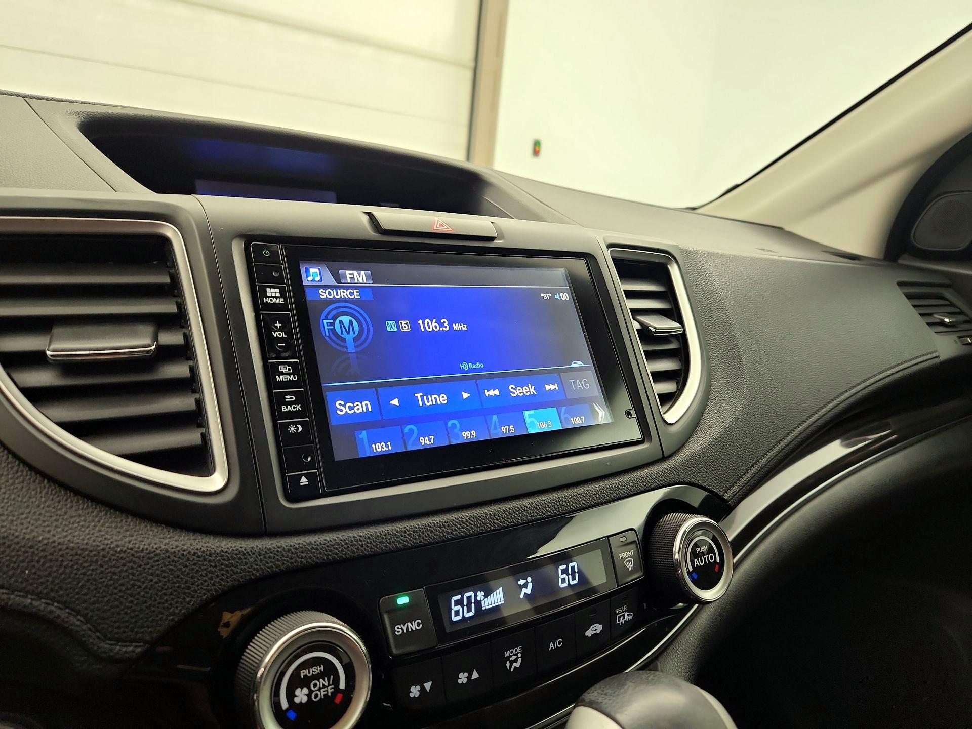 Thumbnail: 2016 Honda CR-V - 16