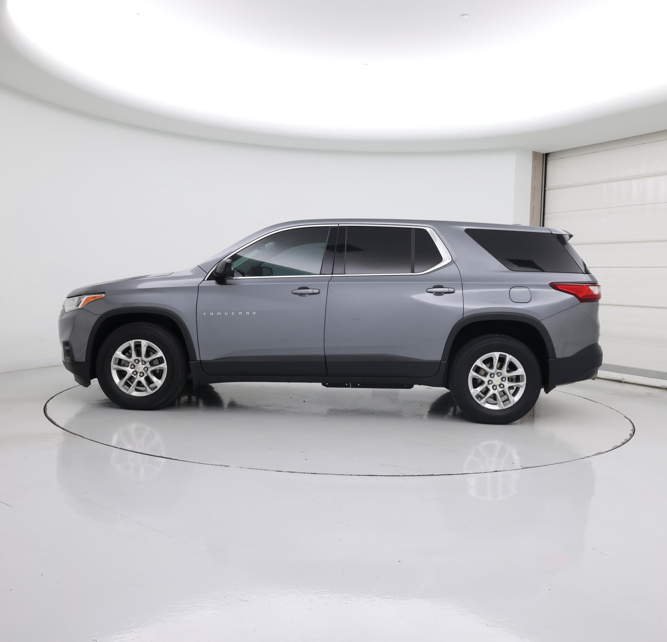 Thumbnail: 2020 Chevrolet Traverse - 3