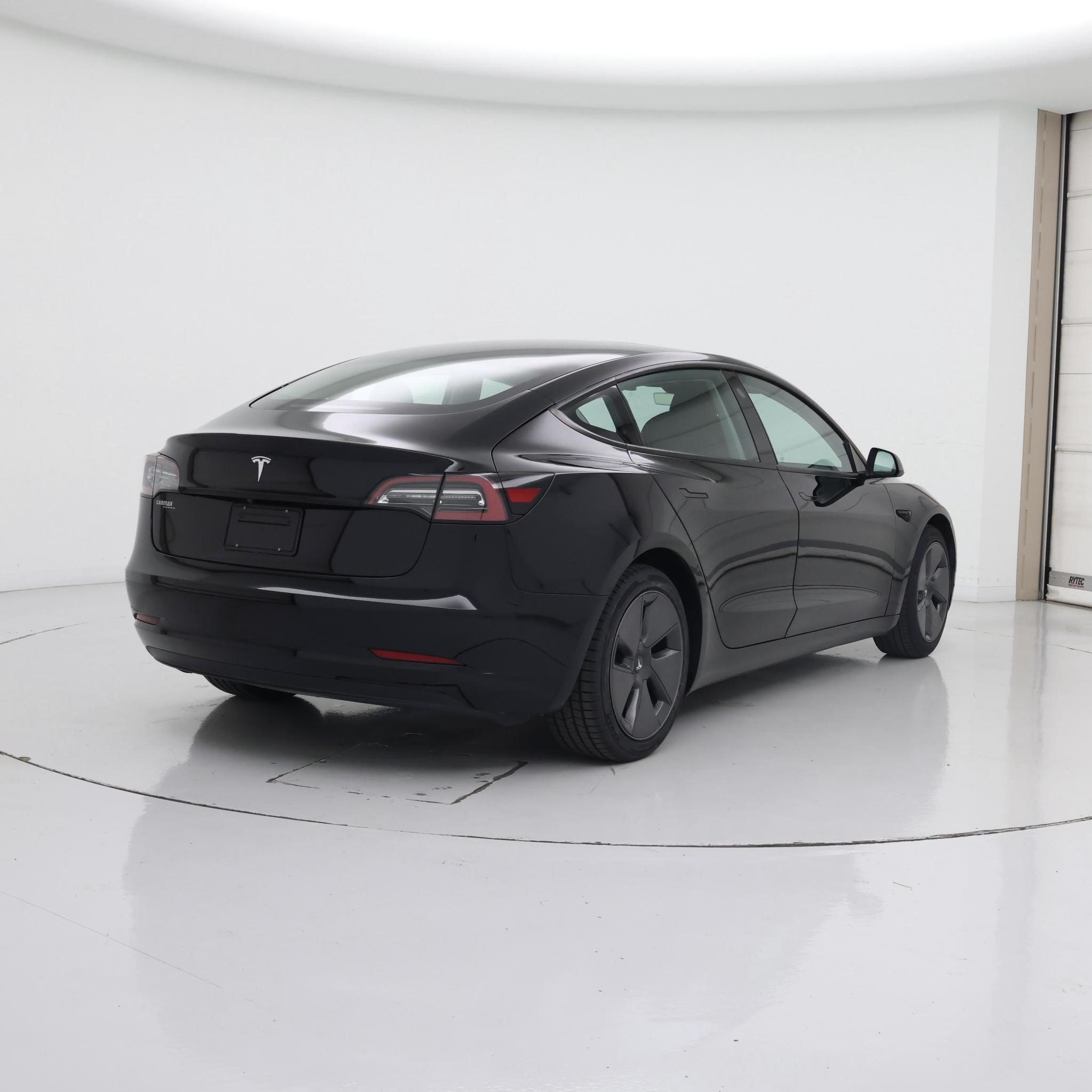 Thumbnail: 2021 Tesla Model 3 - 8