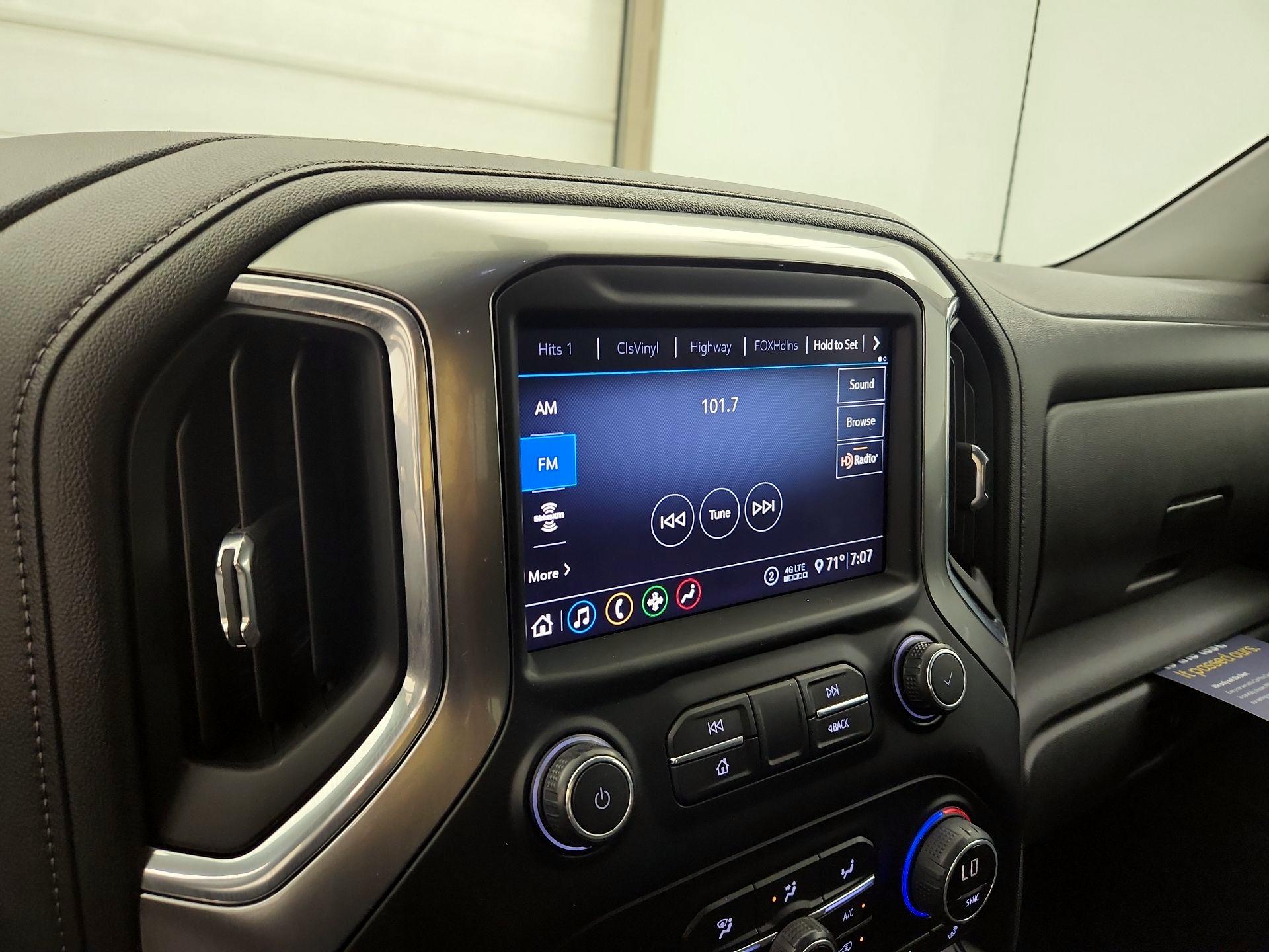 Thumbnail: 2020 Chevrolet Silverado 1500 - 15