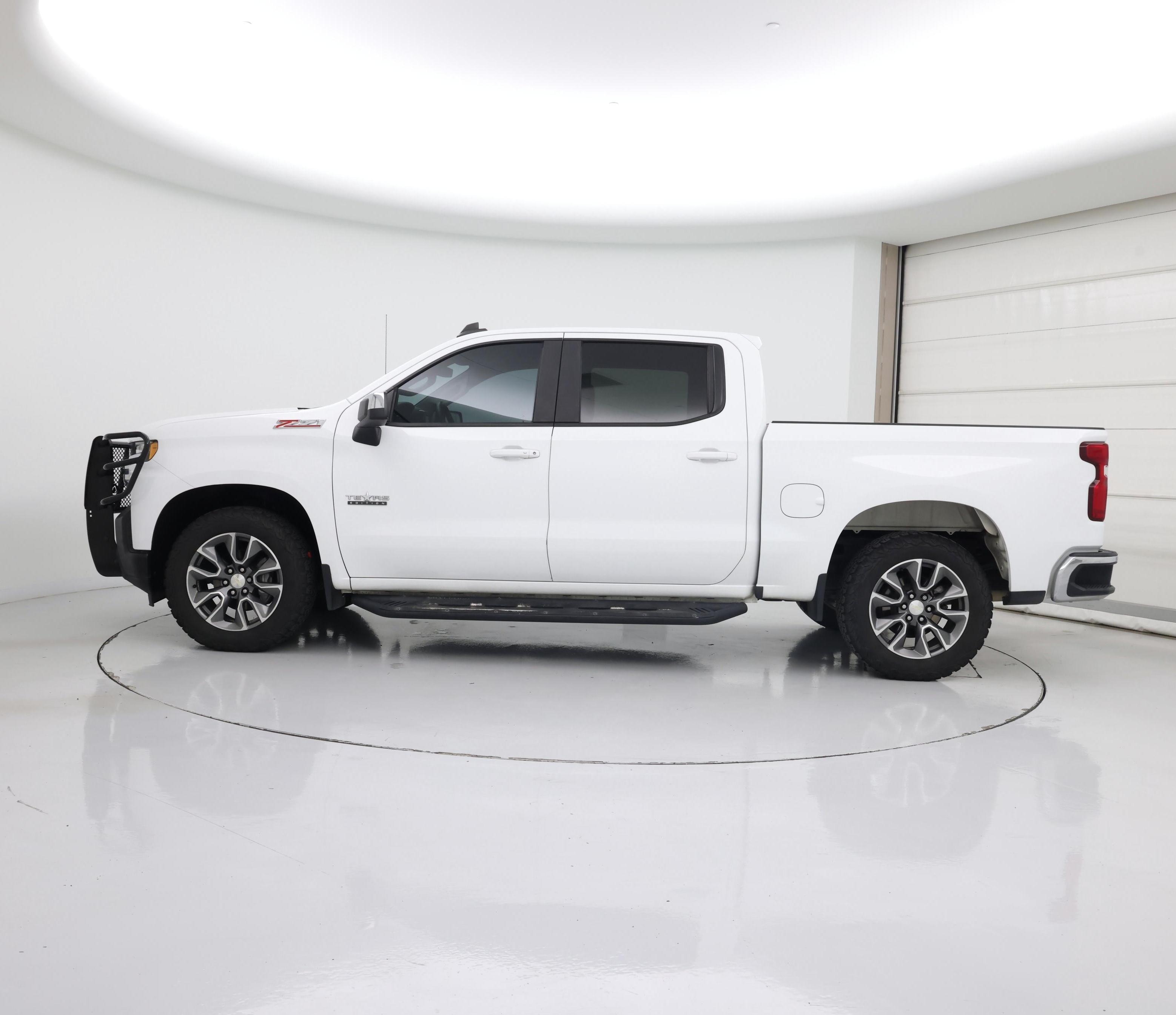 Thumbnail: 2020 Chevrolet Silverado 1500 - 3