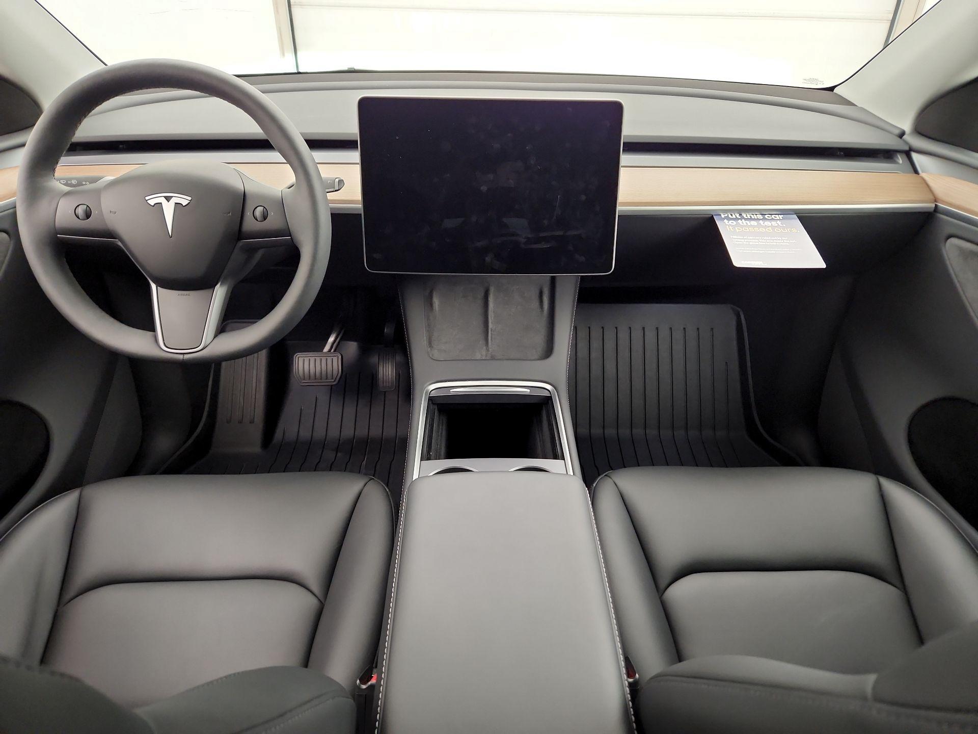 Thumbnail: 2024 Tesla Model Y - 9