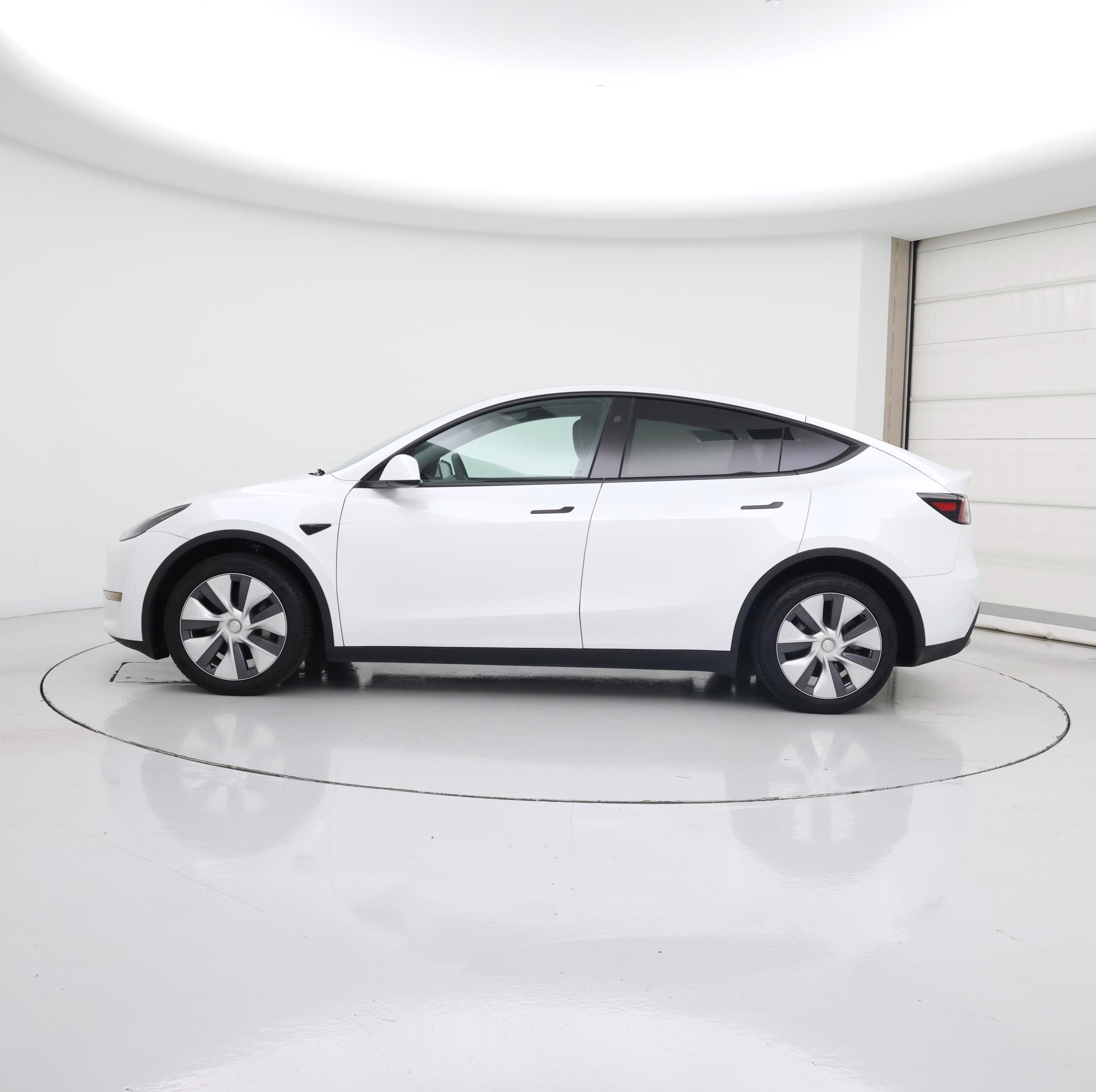 Thumbnail: 2024 Tesla Model Y - 3