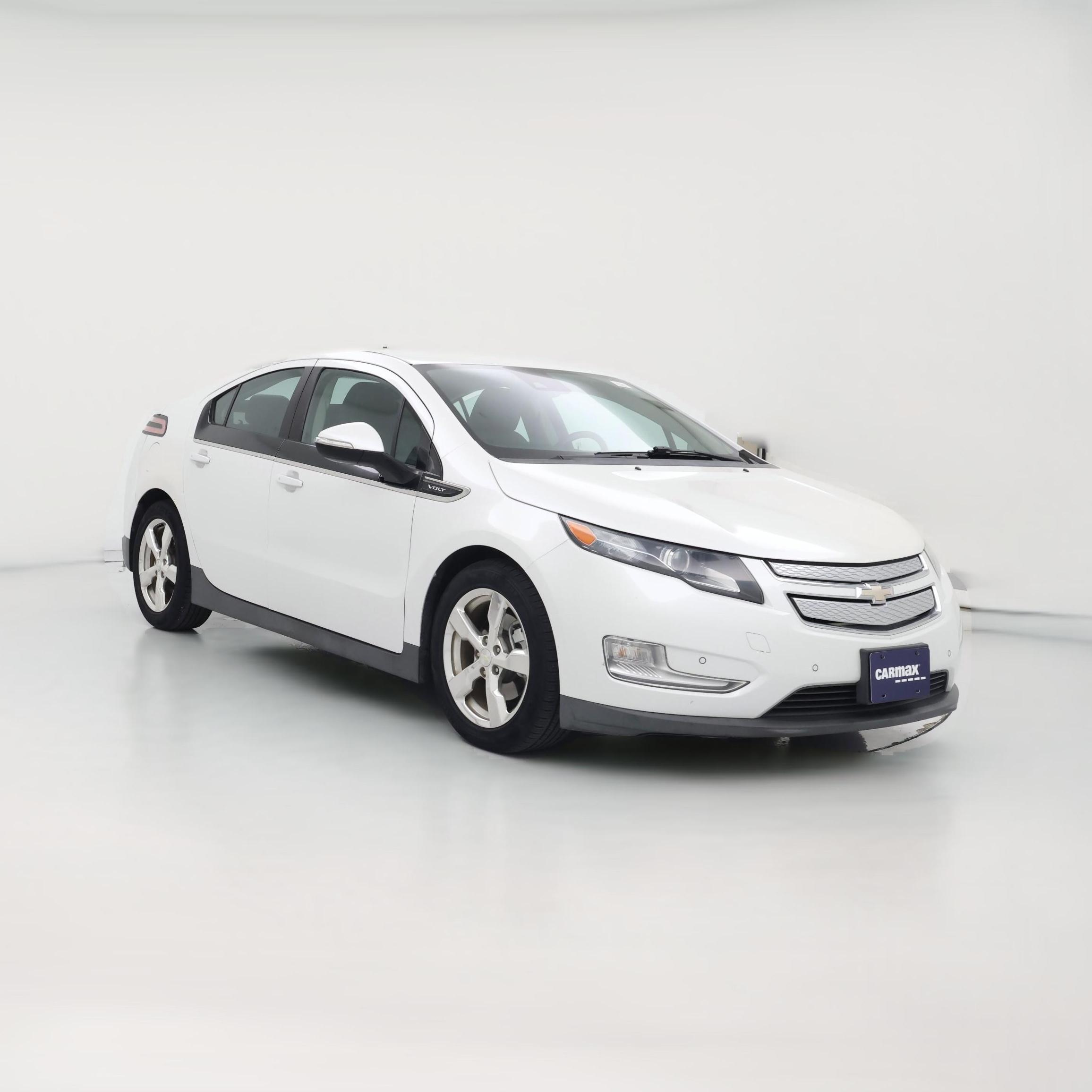 Thumbnail: 2015 Chevrolet Volt - 1