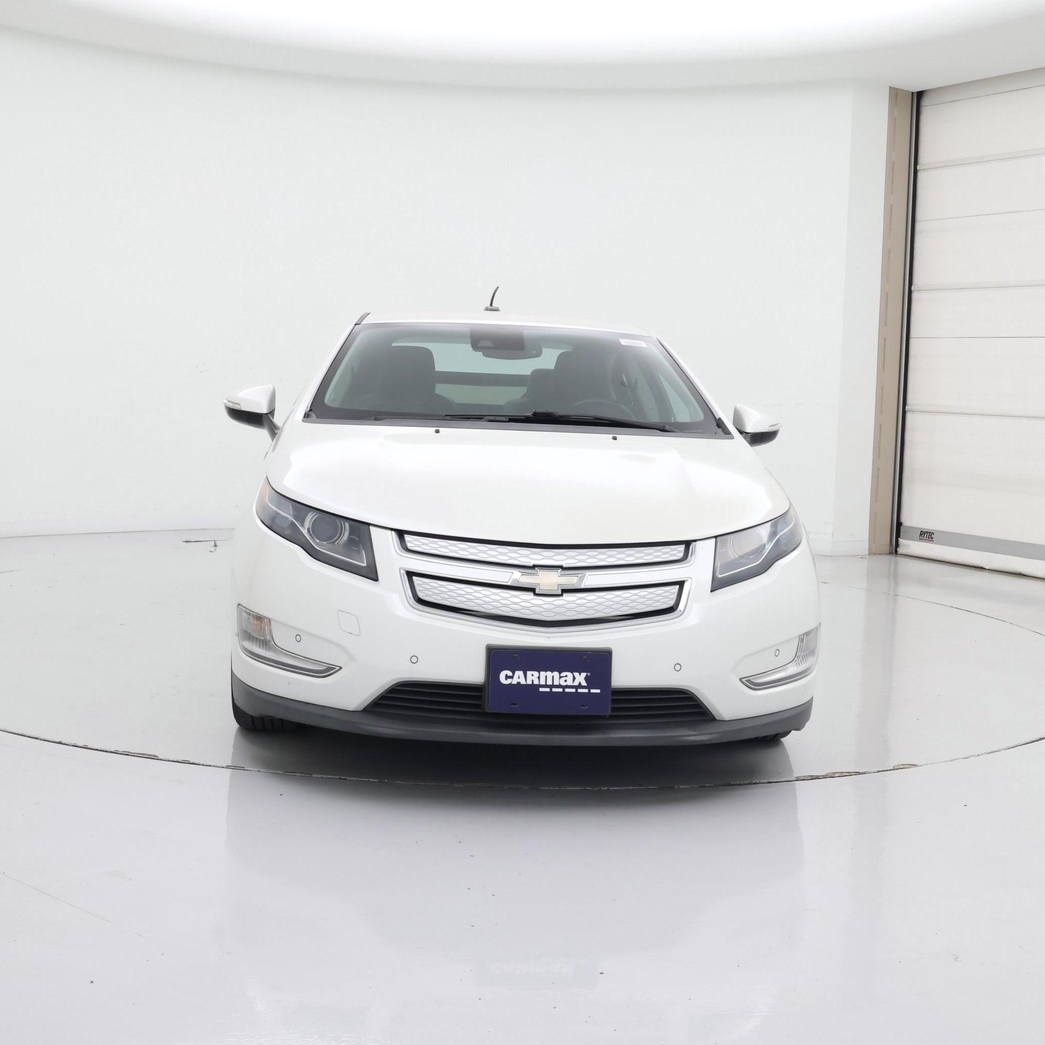 Thumbnail: 2015 Chevrolet Volt - 5