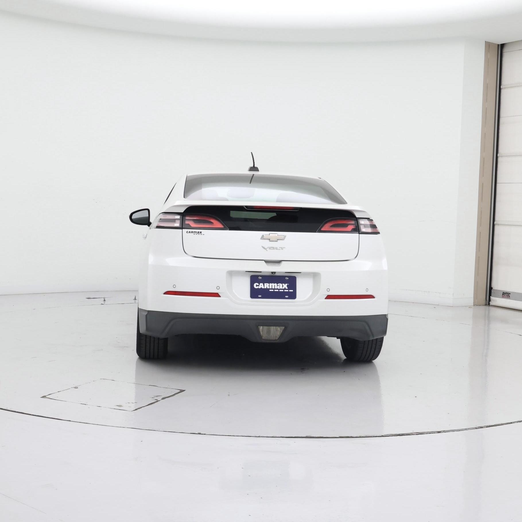 Thumbnail: 2015 Chevrolet Volt - 6