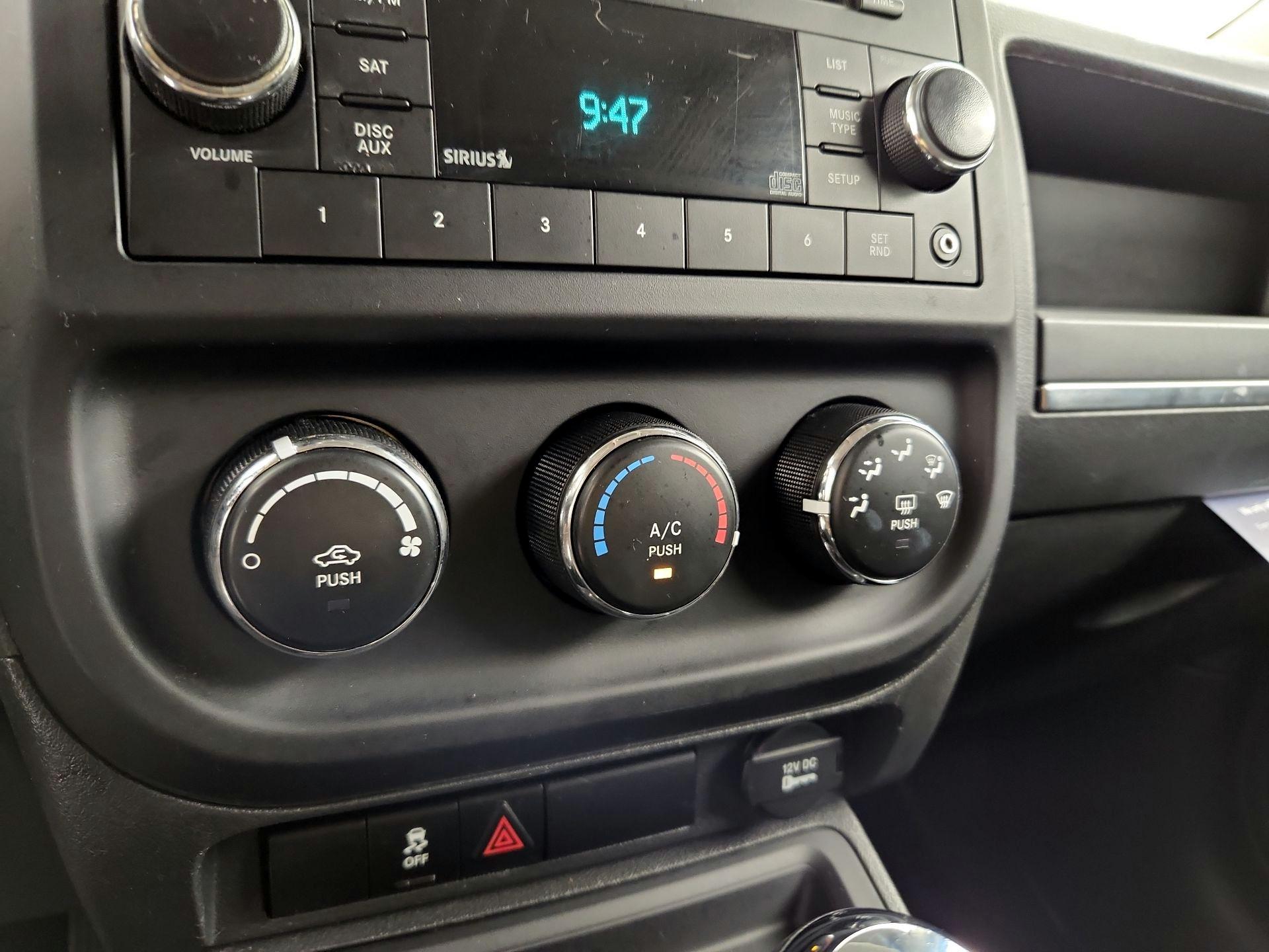 Thumbnail: 2017 Jeep Patriot - 14