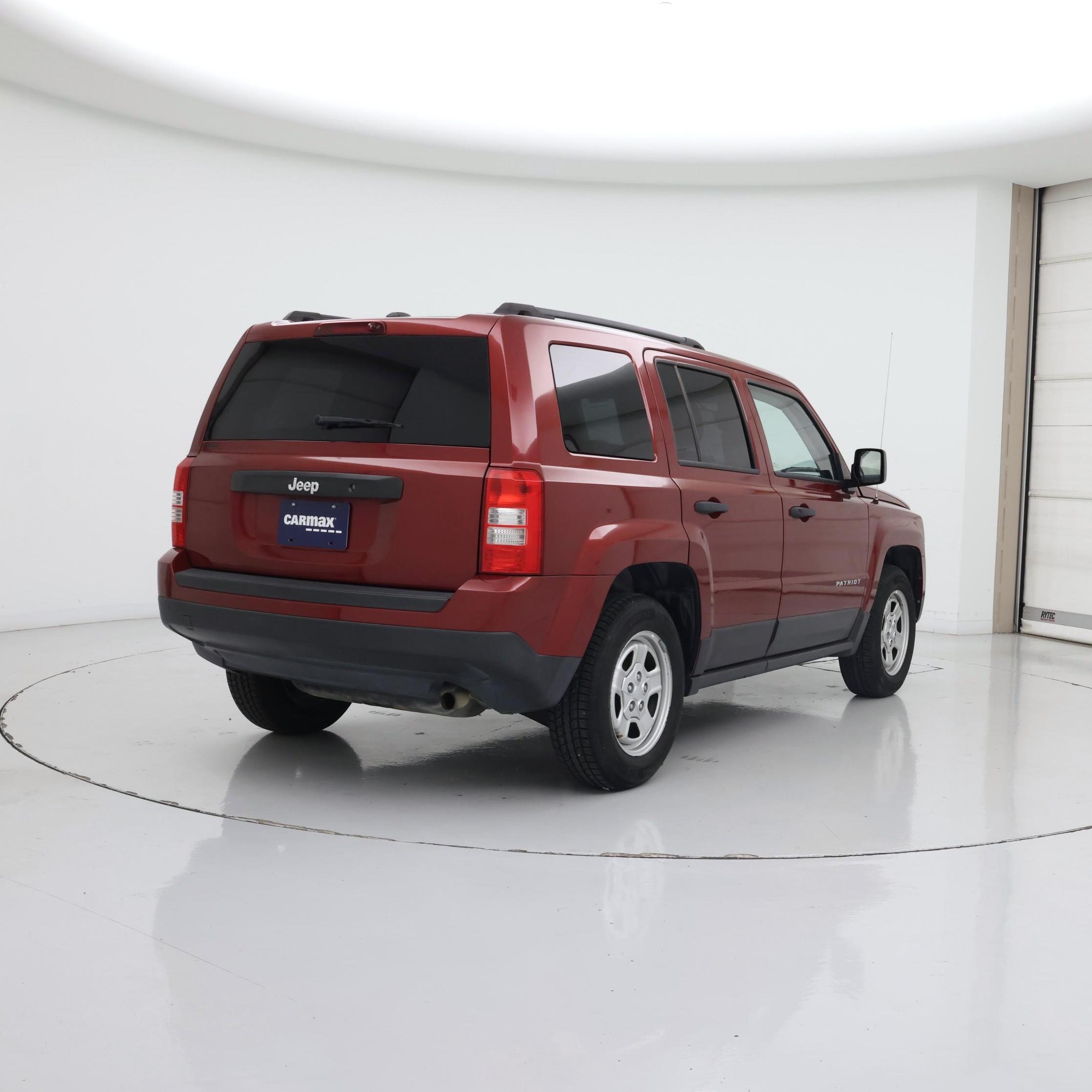 Thumbnail: 2017 Jeep Patriot - 8