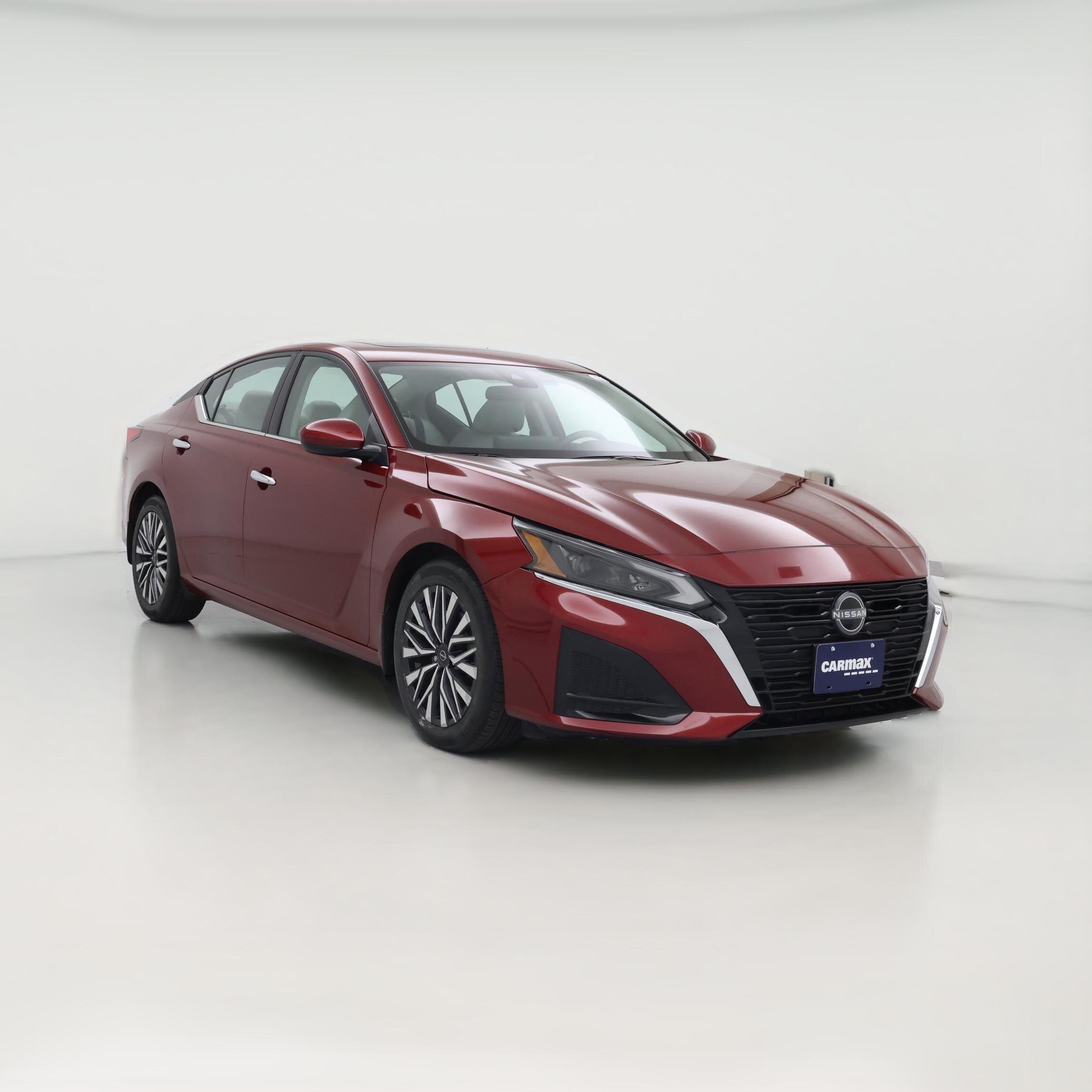 Thumbnail: 2023 Nissan Altima - 1