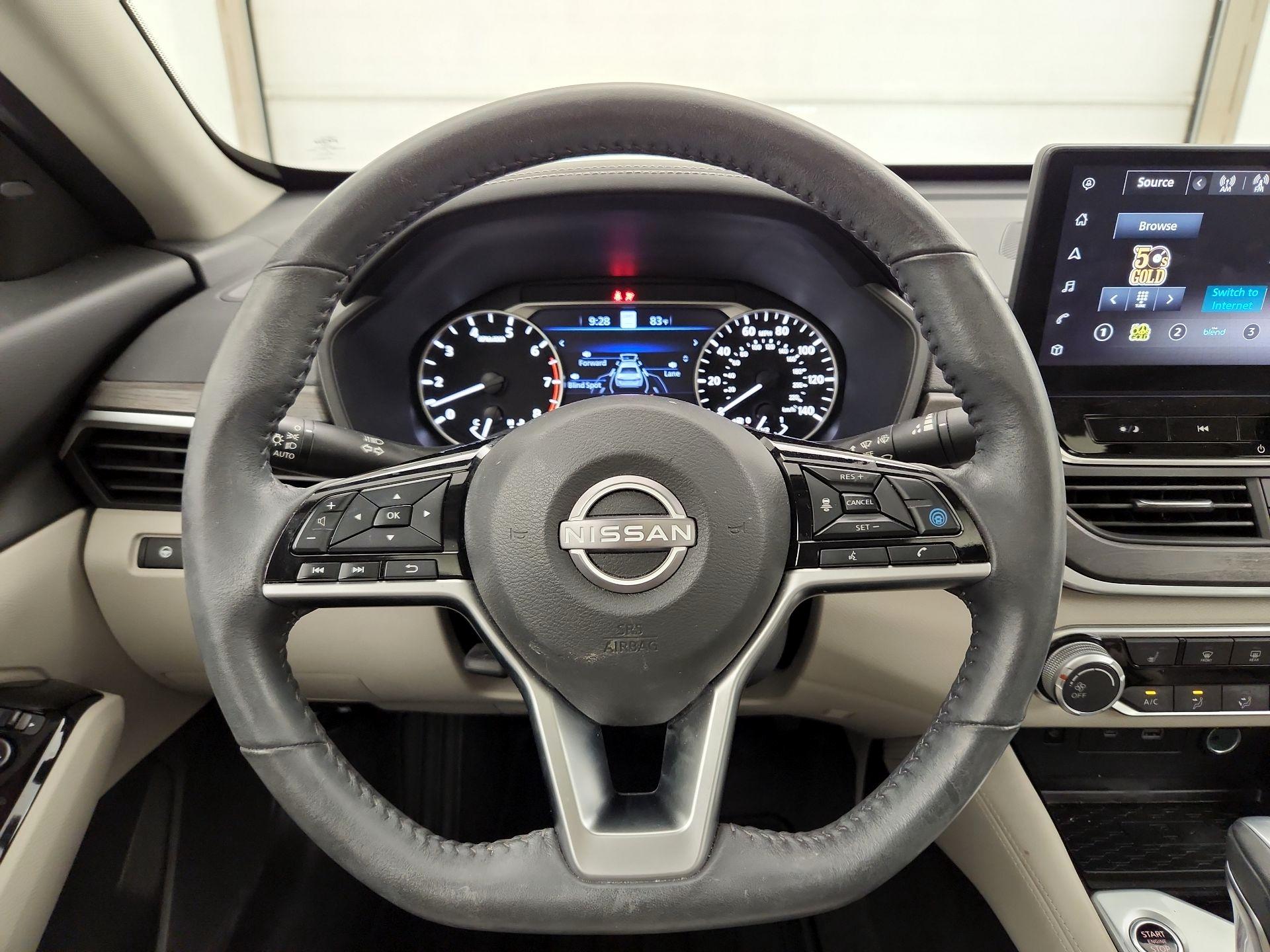 Thumbnail: 2023 Nissan Altima - 10