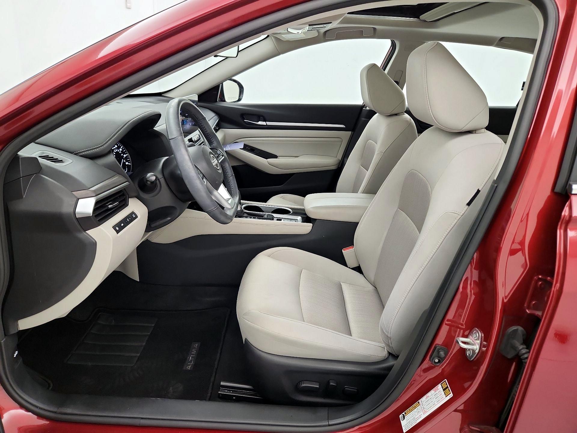 Thumbnail: 2023 Nissan Altima - 11