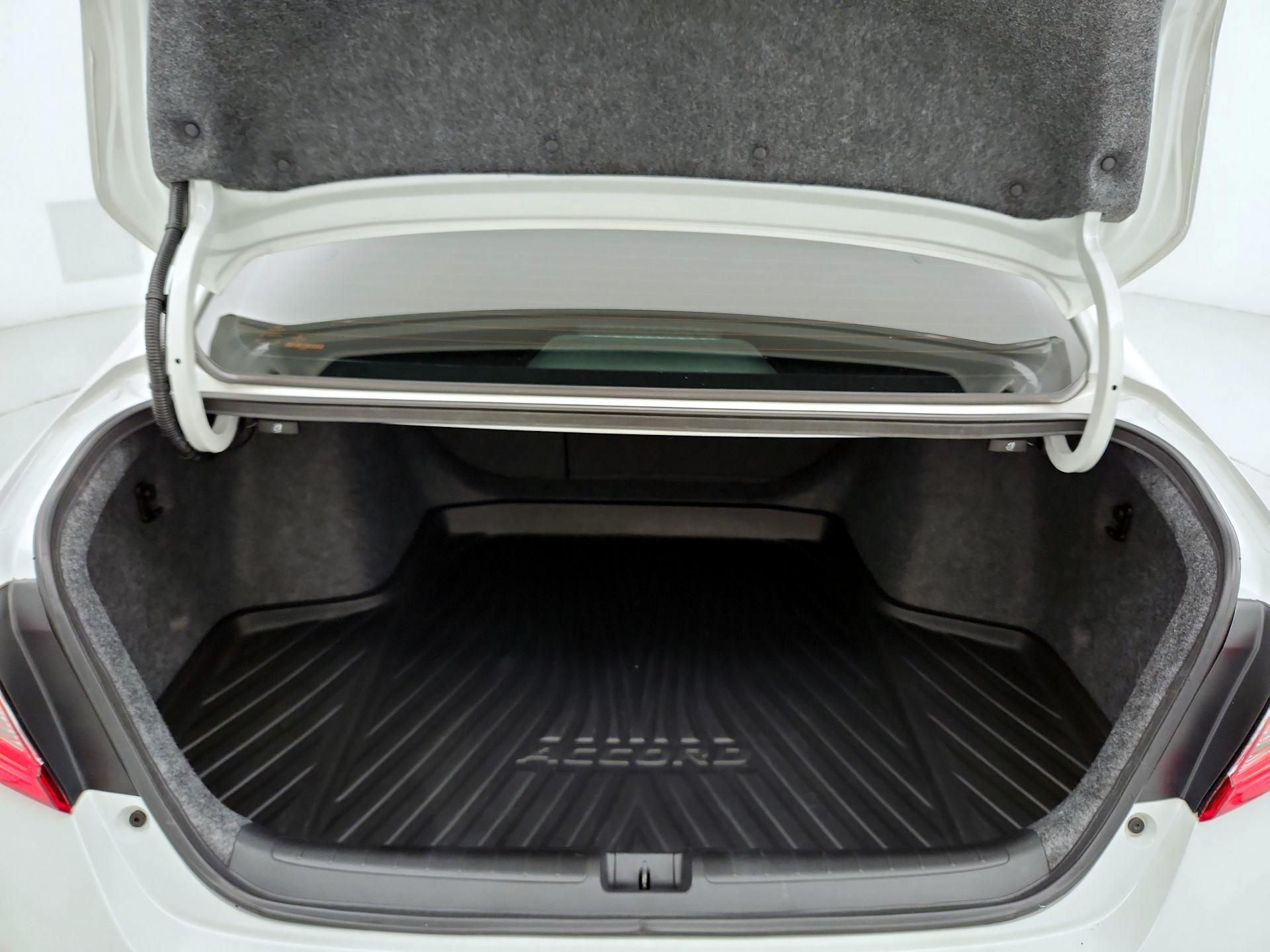 Thumbnail: 2020 Honda Accord - 20