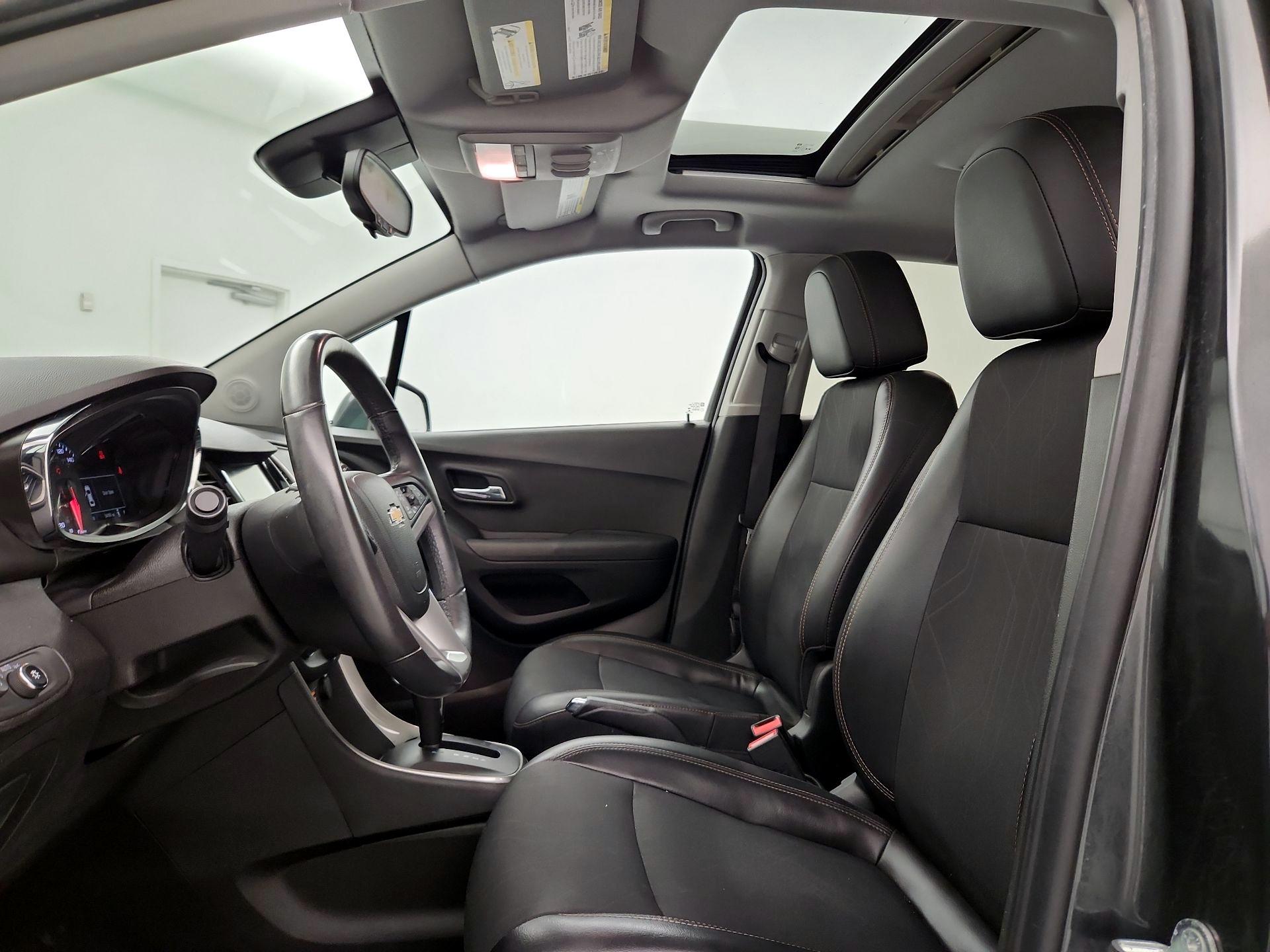 Thumbnail: 2017 Chevrolet Trax - 19