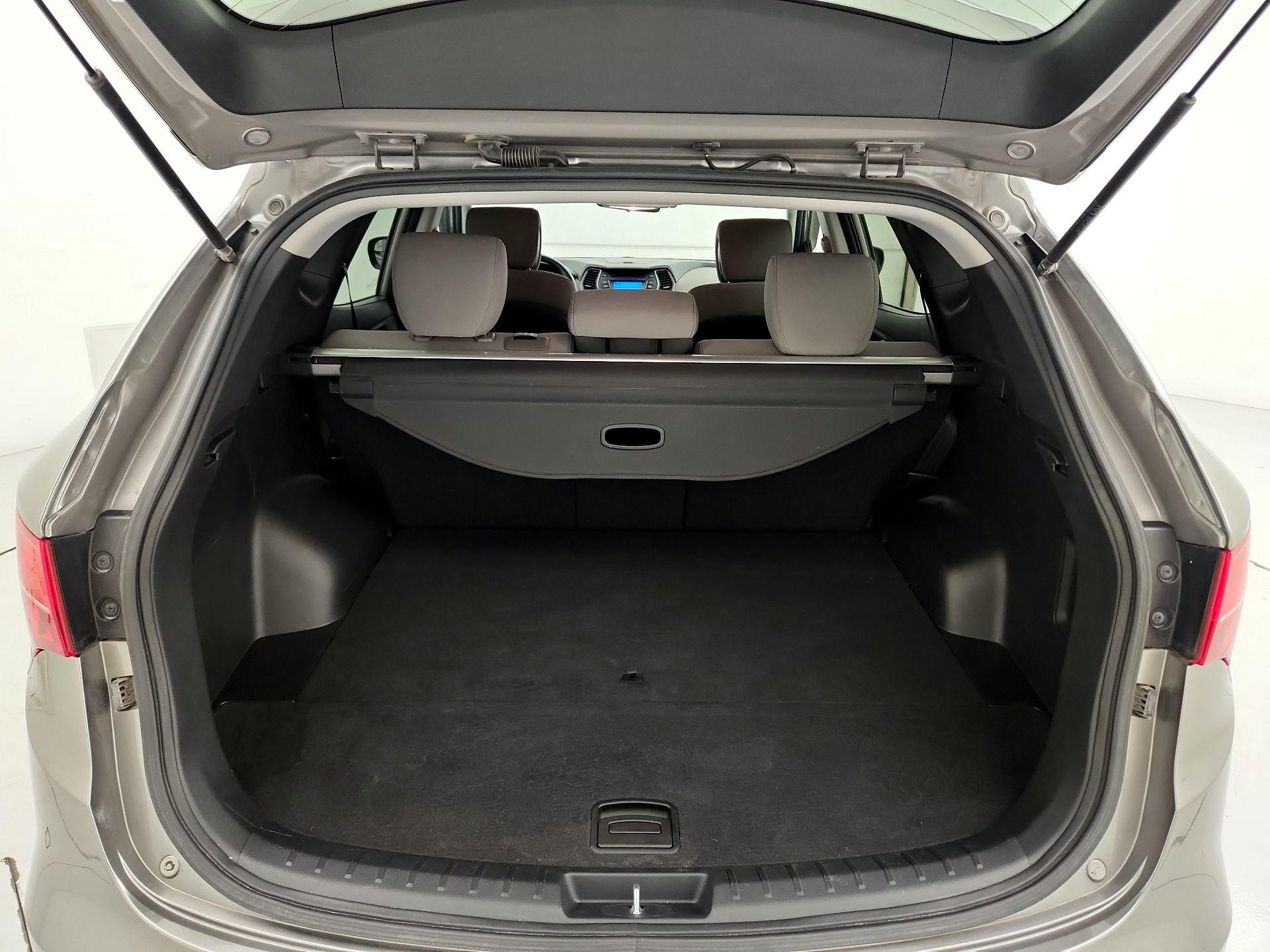 Thumbnail: 2016 Hyundai Santa Fe - 19