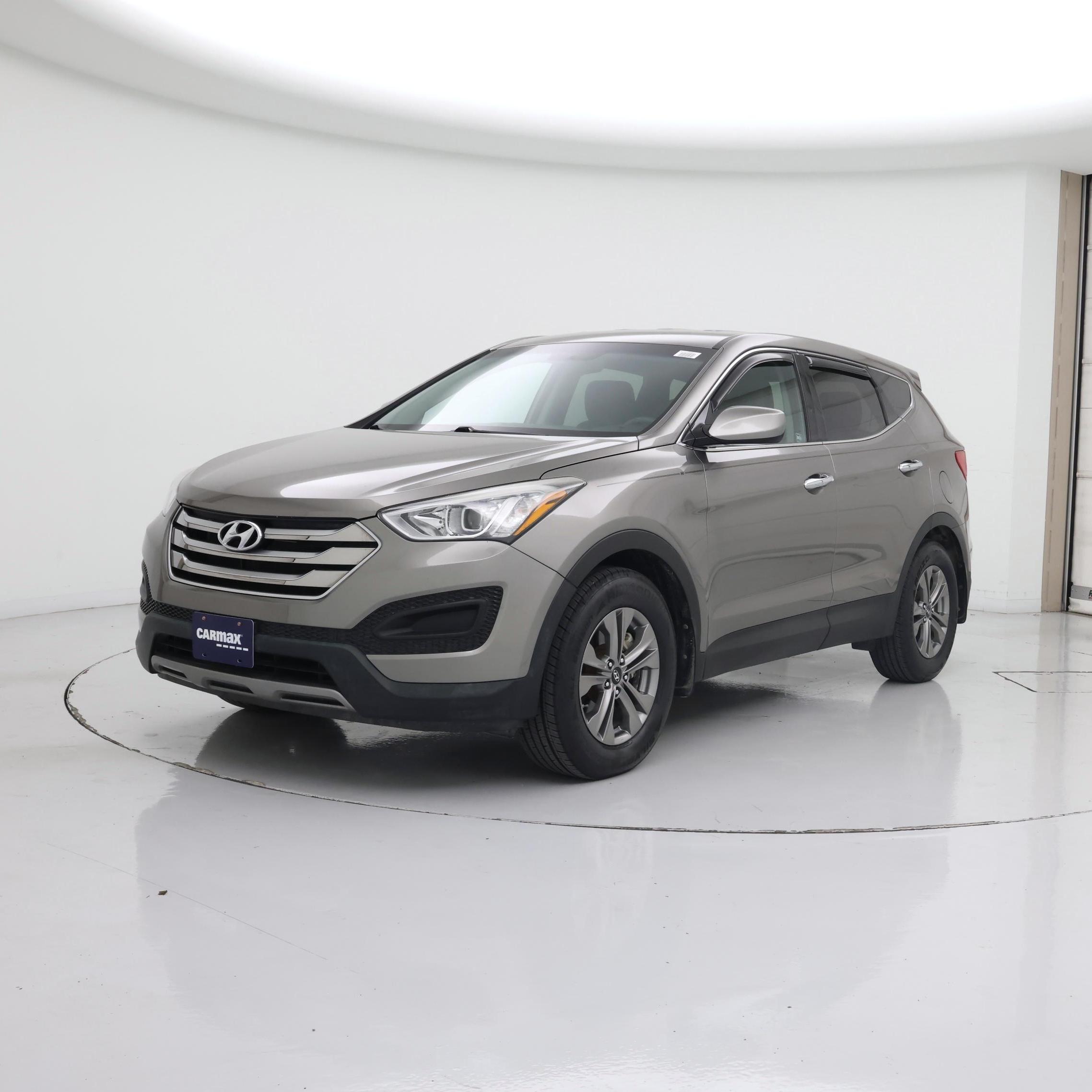 Thumbnail: 2016 Hyundai Santa Fe - 4