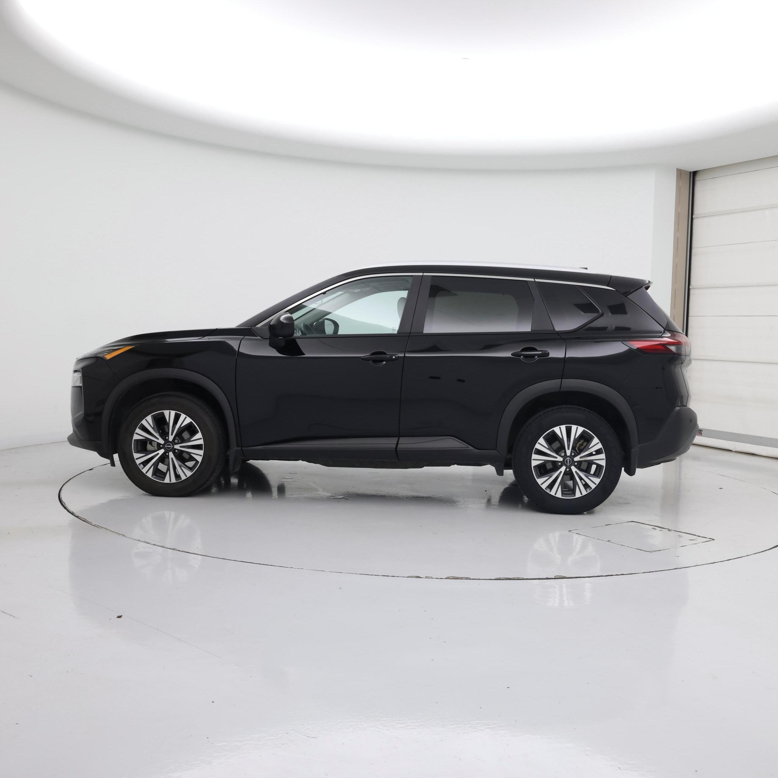 Thumbnail: 2023 Nissan Rogue - 3