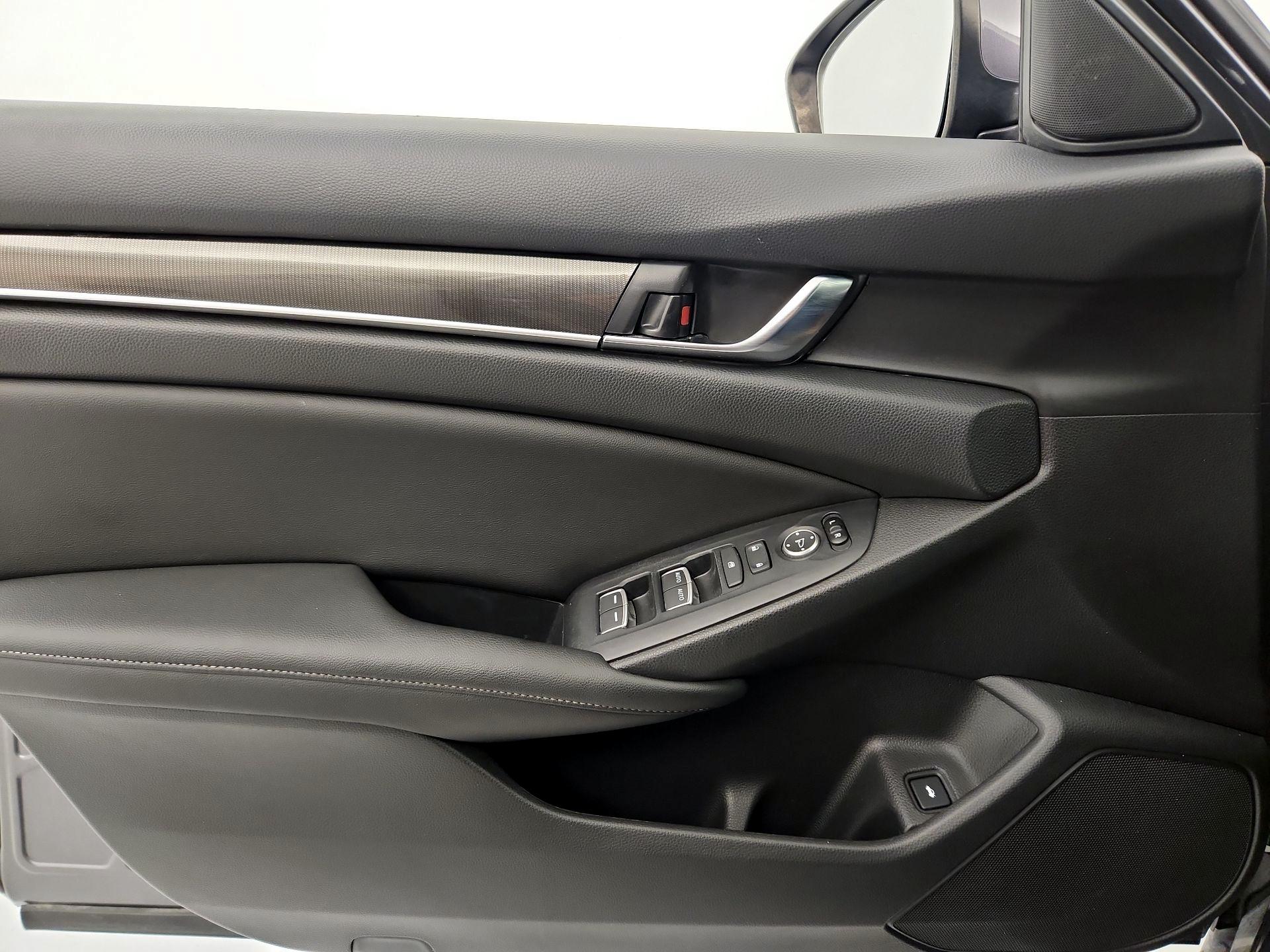 Thumbnail: 2020 Honda Accord - 12
