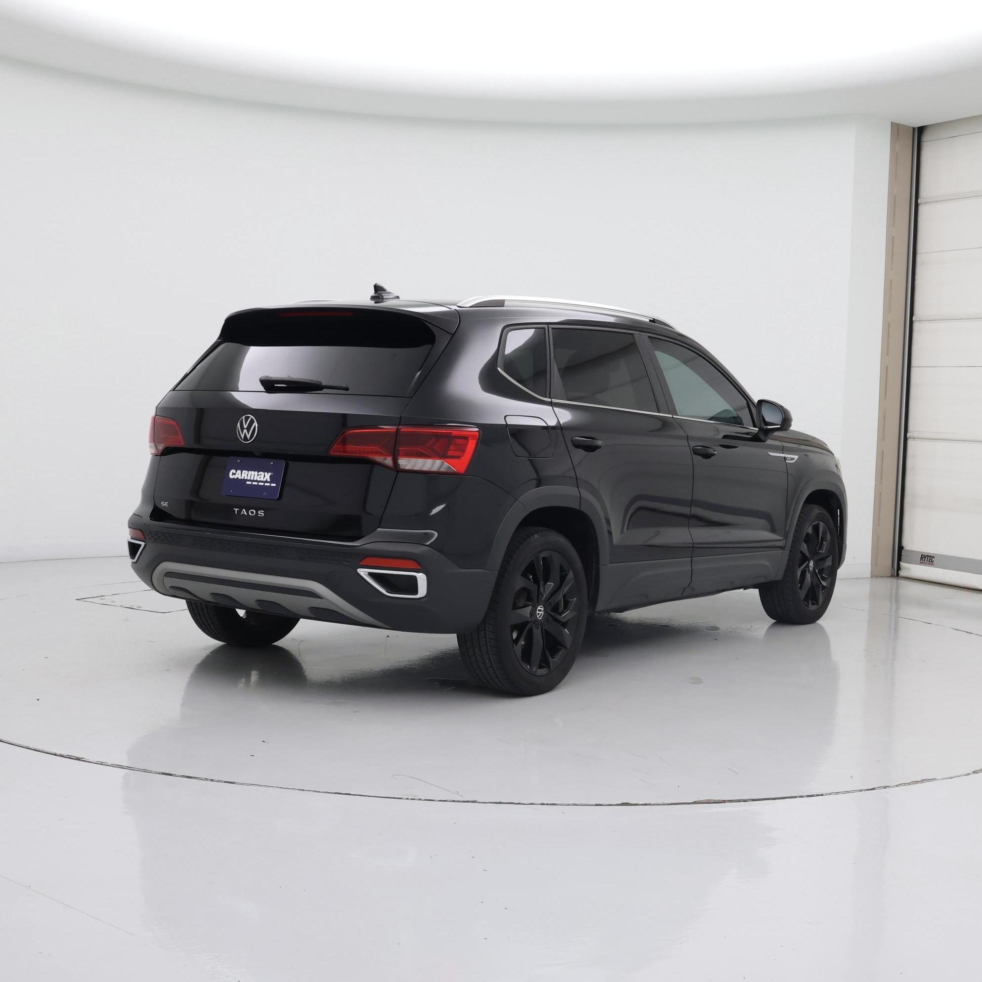 Thumbnail: 2023 Volkswagen Taos - 8