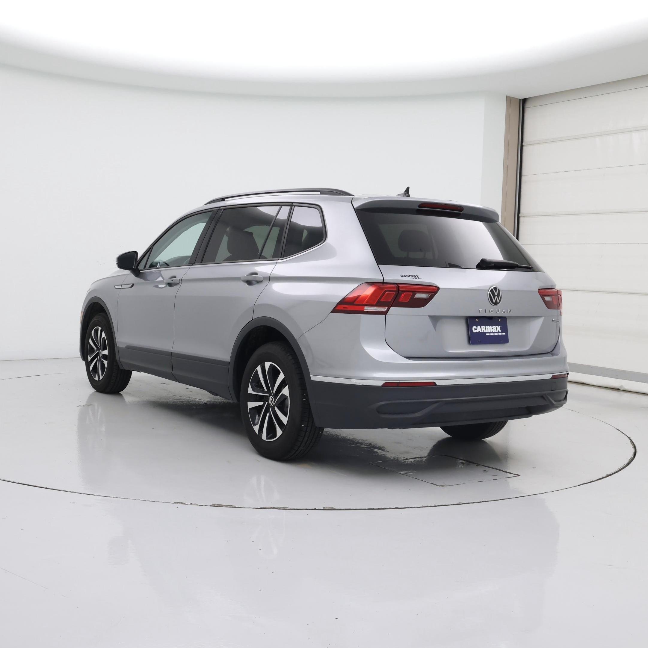 Thumbnail: 2024 Volkswagen Tiguan - 2