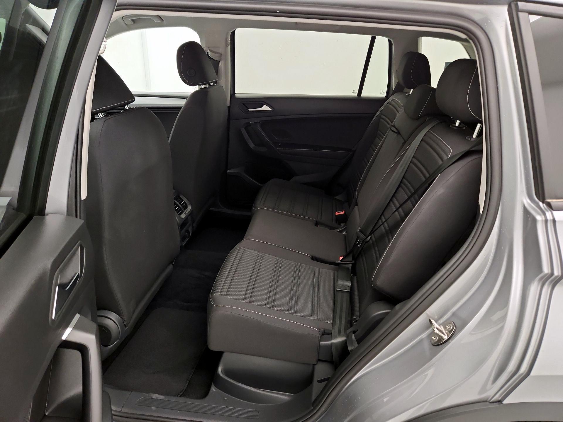 Thumbnail: 2024 Volkswagen Tiguan - 19