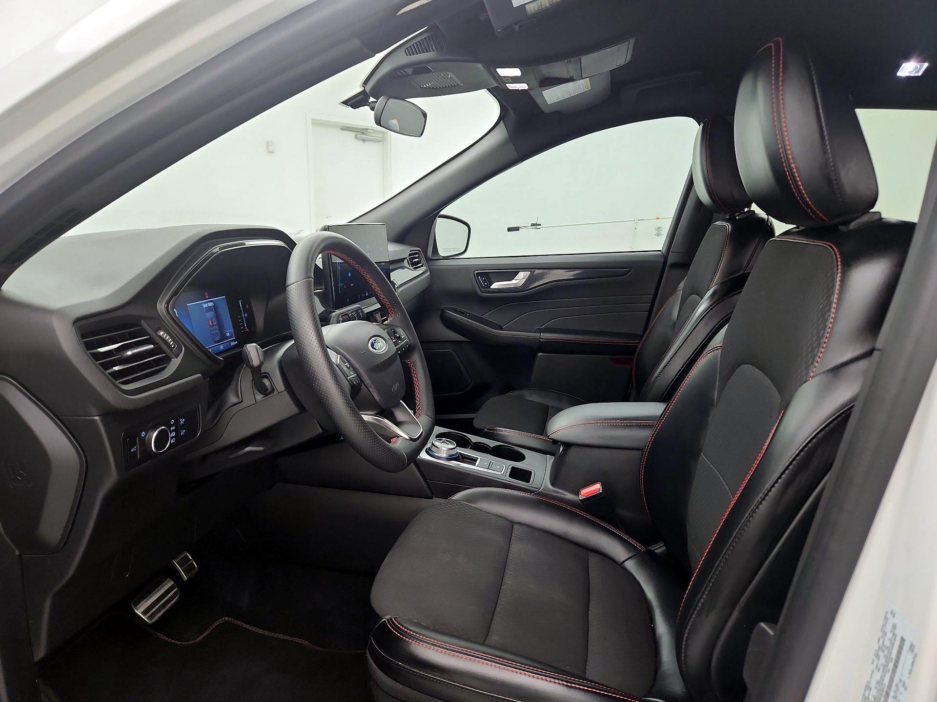 Thumbnail: 2023 Ford Escape - 11