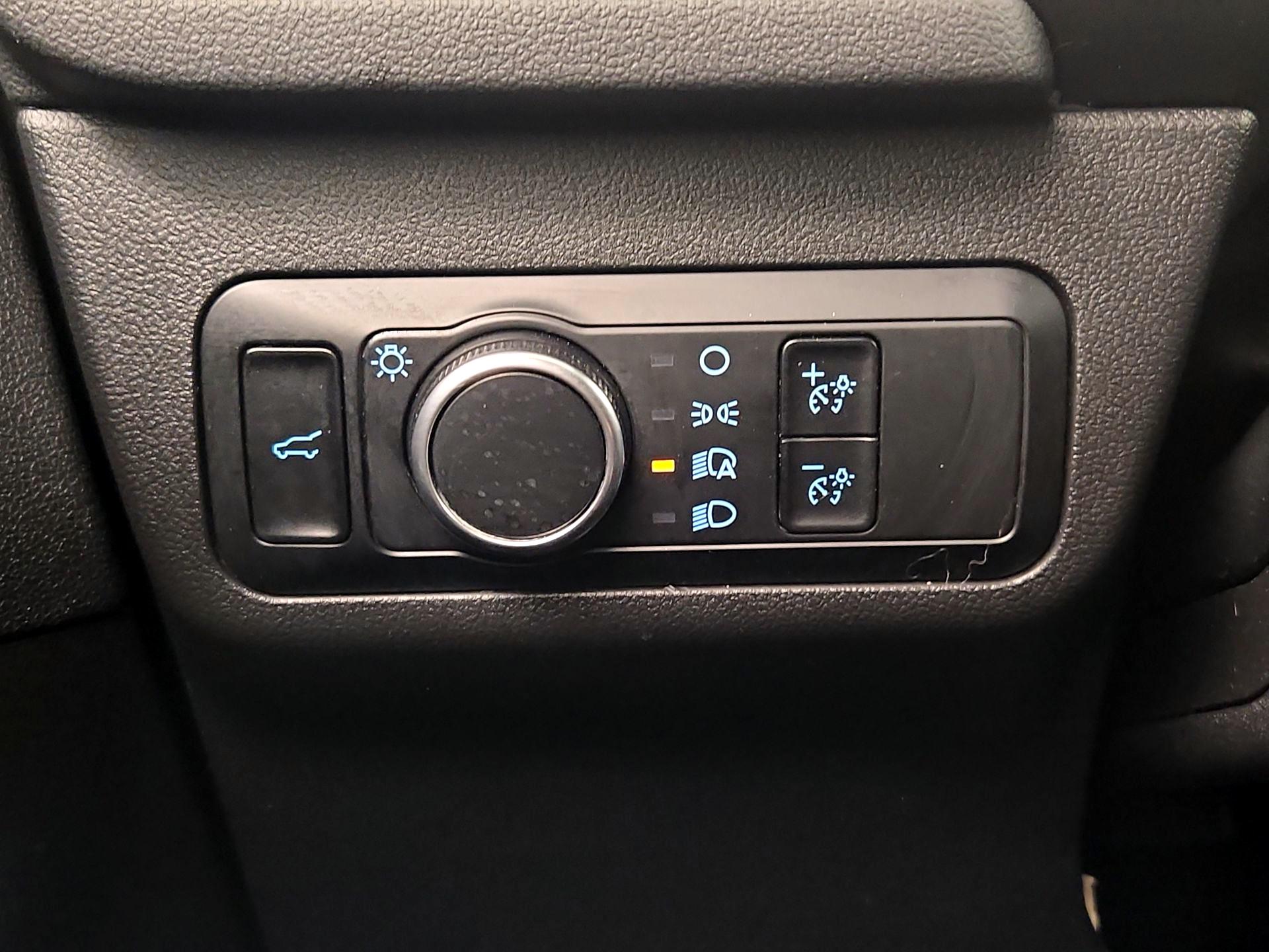 Thumbnail: 2023 Ford Escape - 13