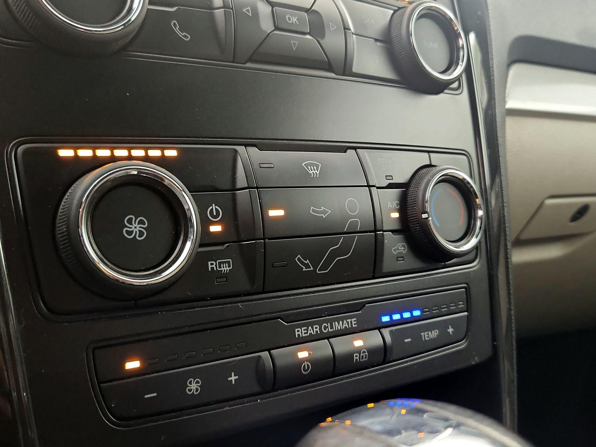 Thumbnail: 2019 Ford Explorer - 16