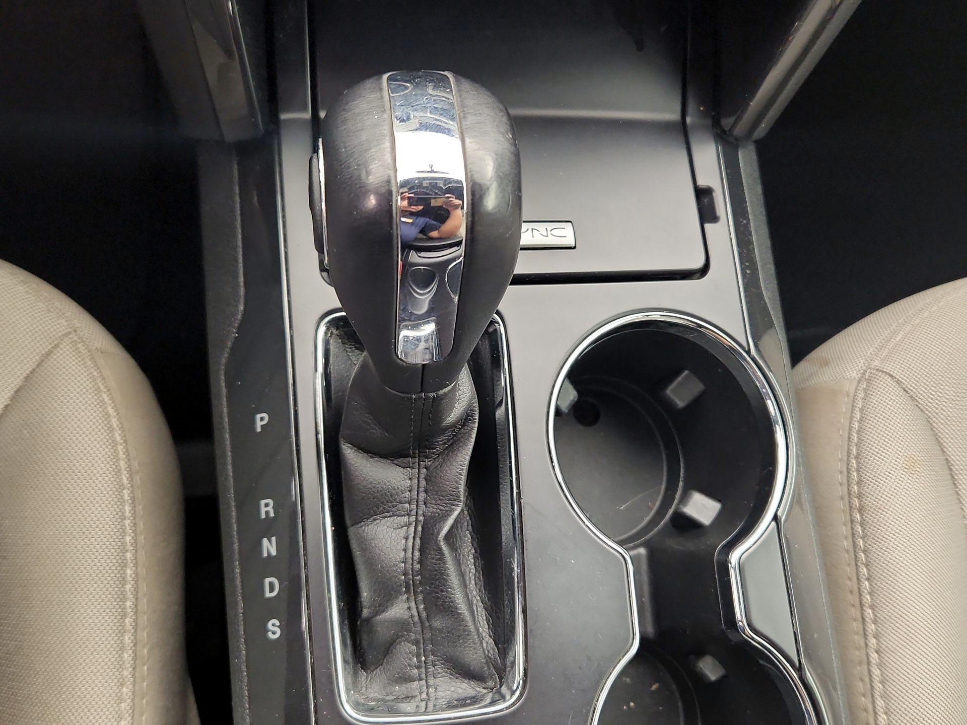 Thumbnail: 2019 Ford Explorer - 17