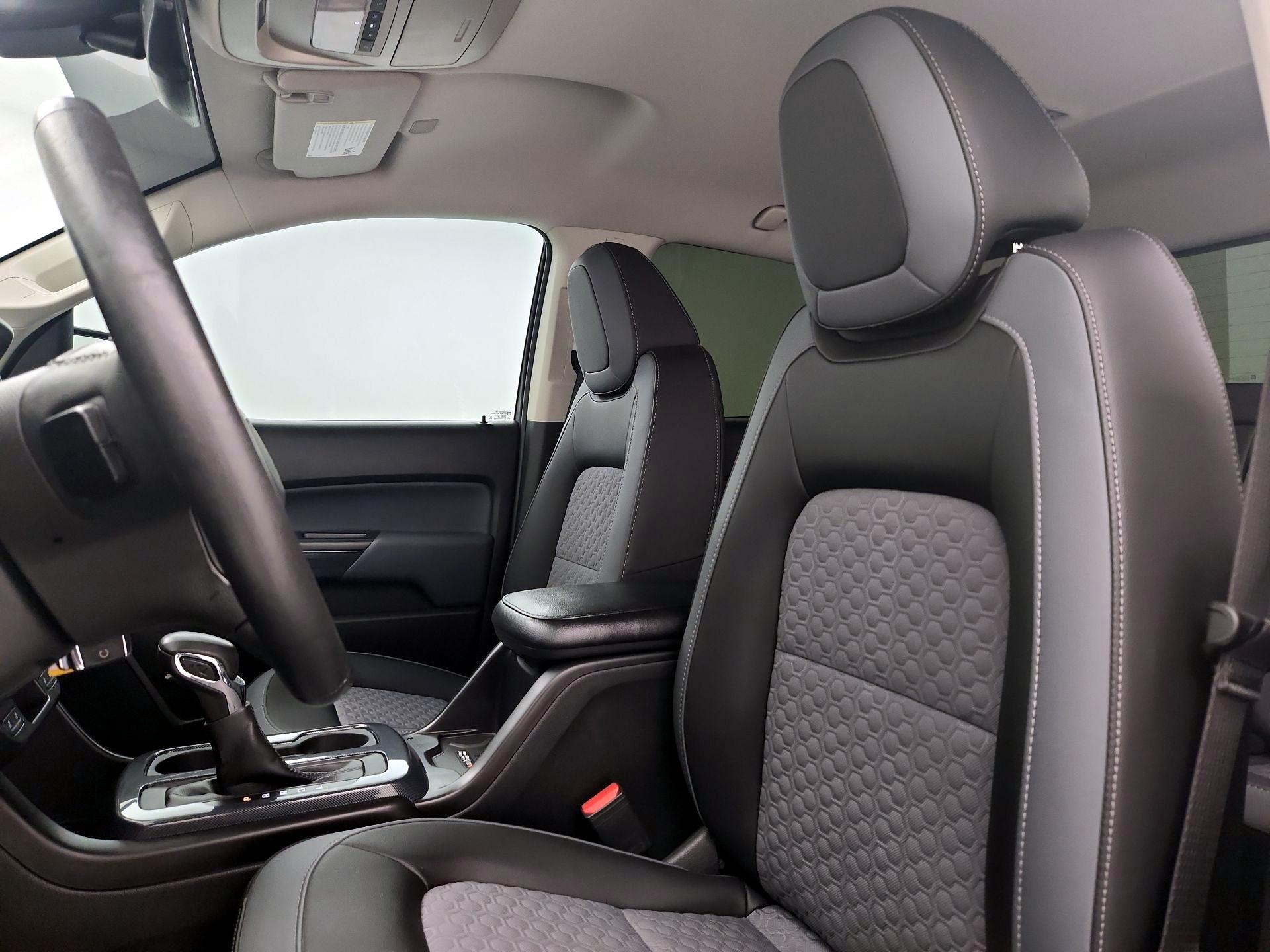 Thumbnail: 2022 Chevrolet Colorado - 11