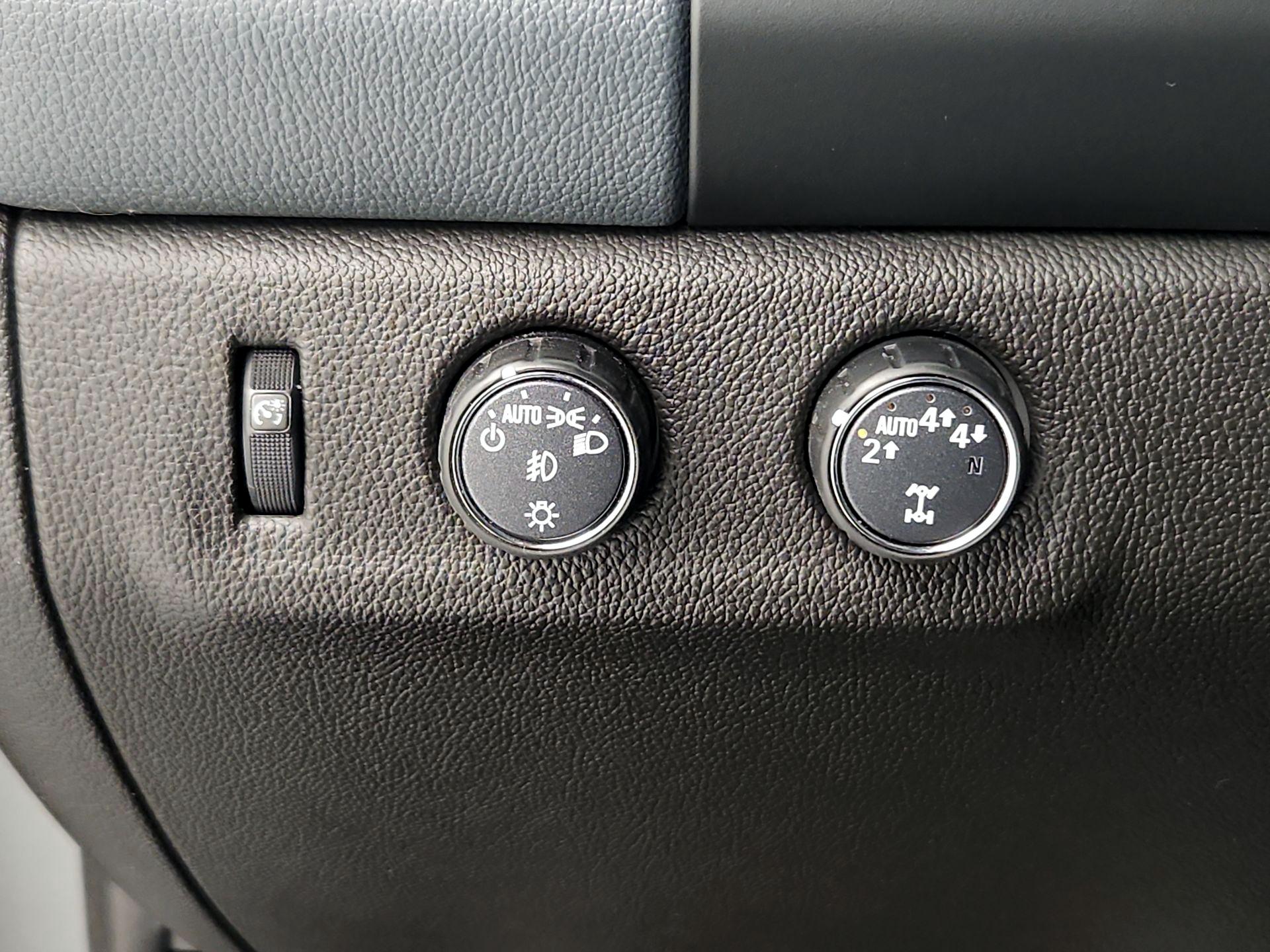 Thumbnail: 2022 Chevrolet Colorado - 13