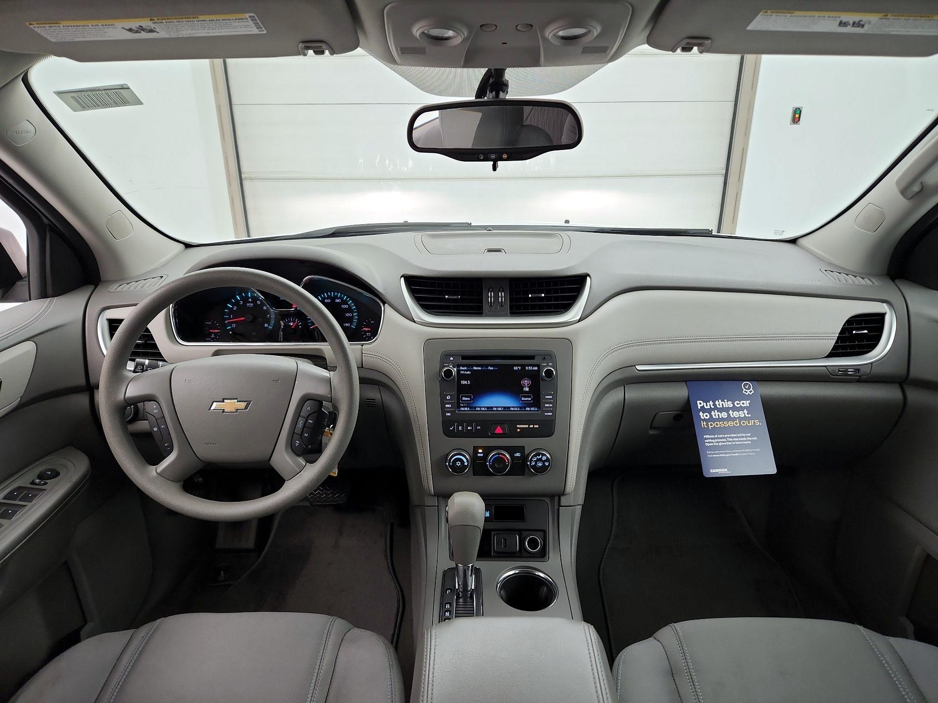 Thumbnail: 2017 Chevrolet Traverse - 9