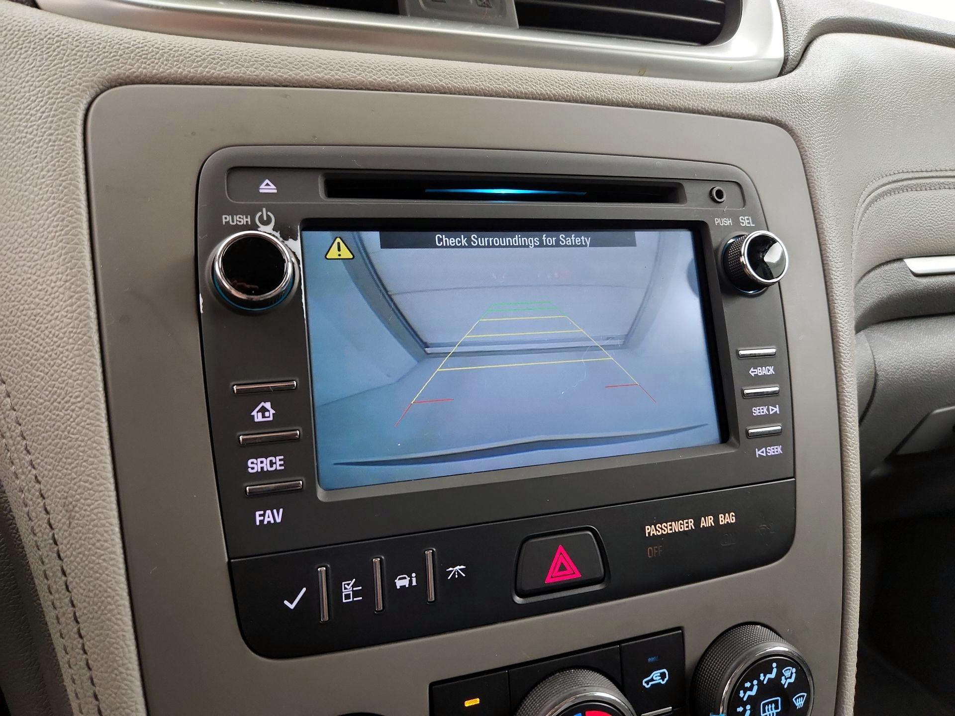 Thumbnail: 2017 Chevrolet Traverse - 14